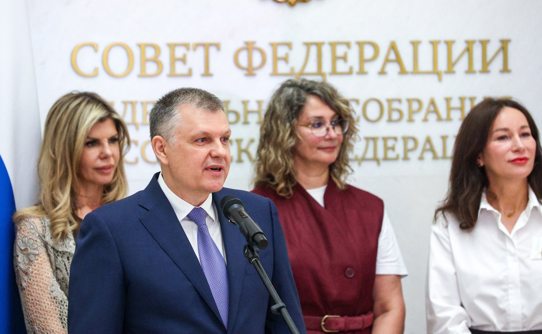 Александр Наролин