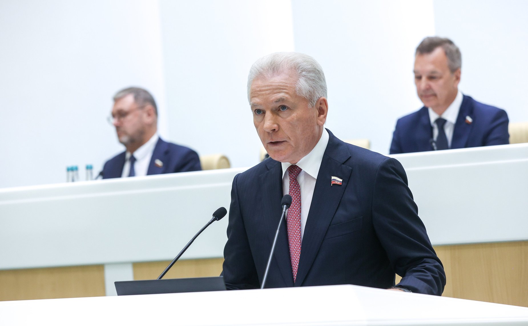 Валерий Пономарев