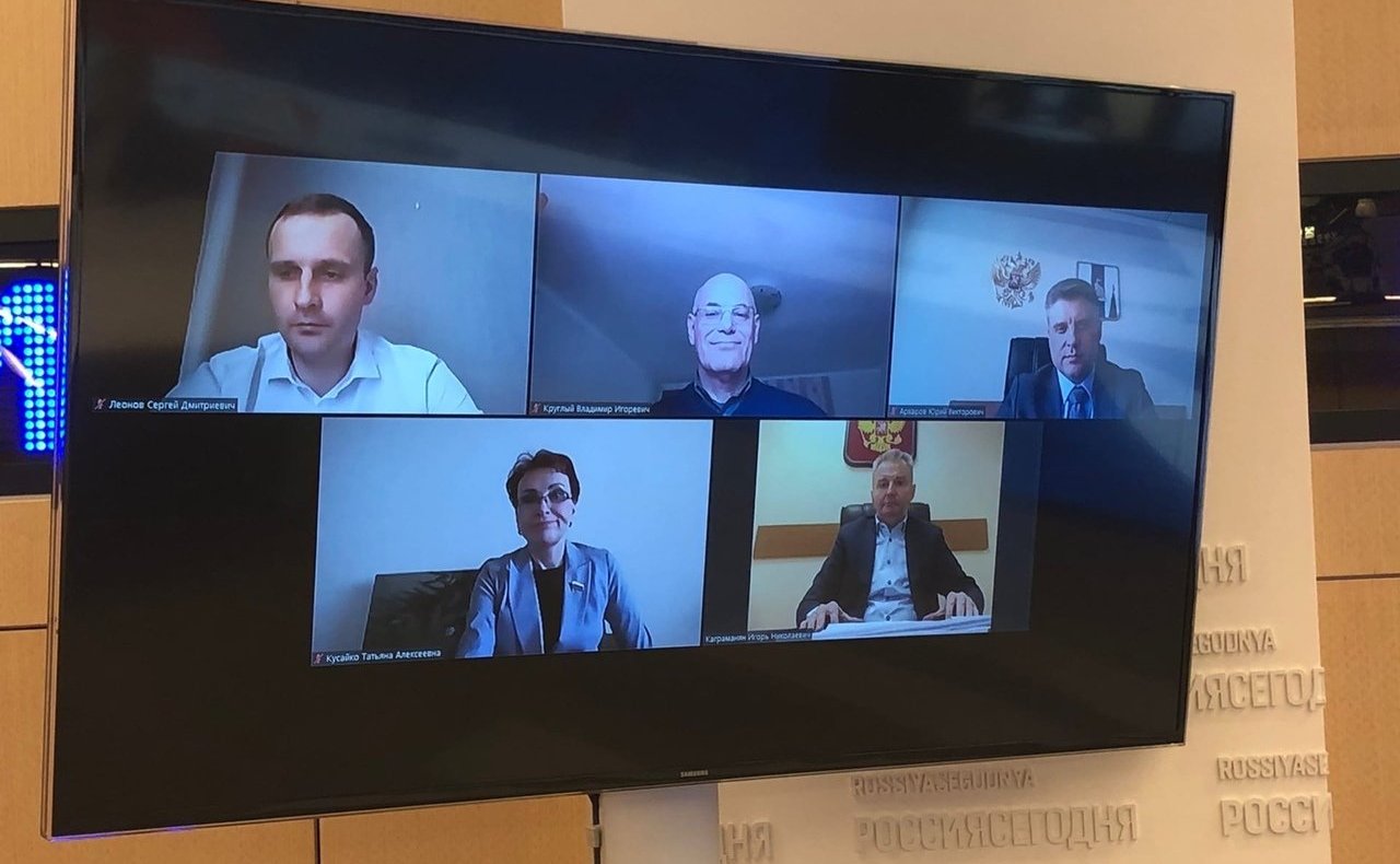 Онлайн-брифинг на тему «Мифы и правда о коронавирусе. Мнения врачей»