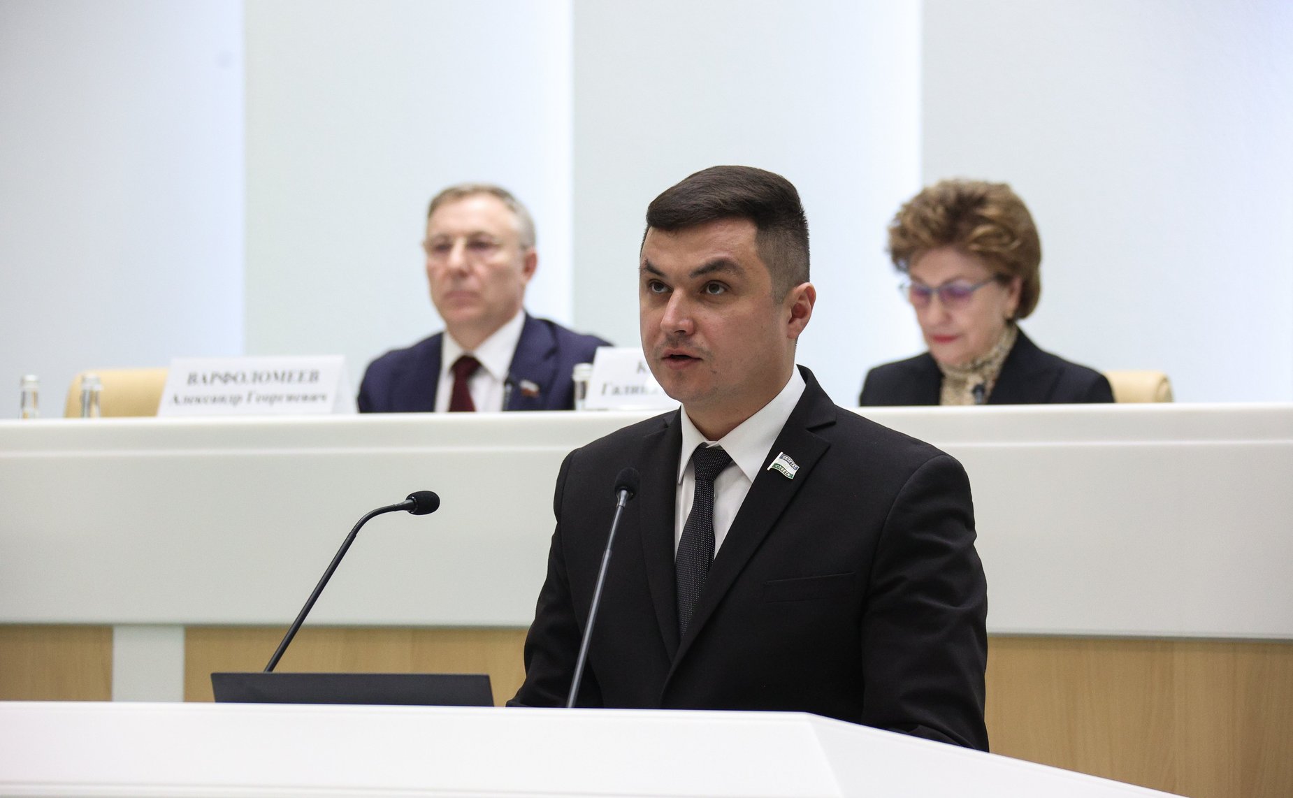 Заседание Палаты молодых законодателей