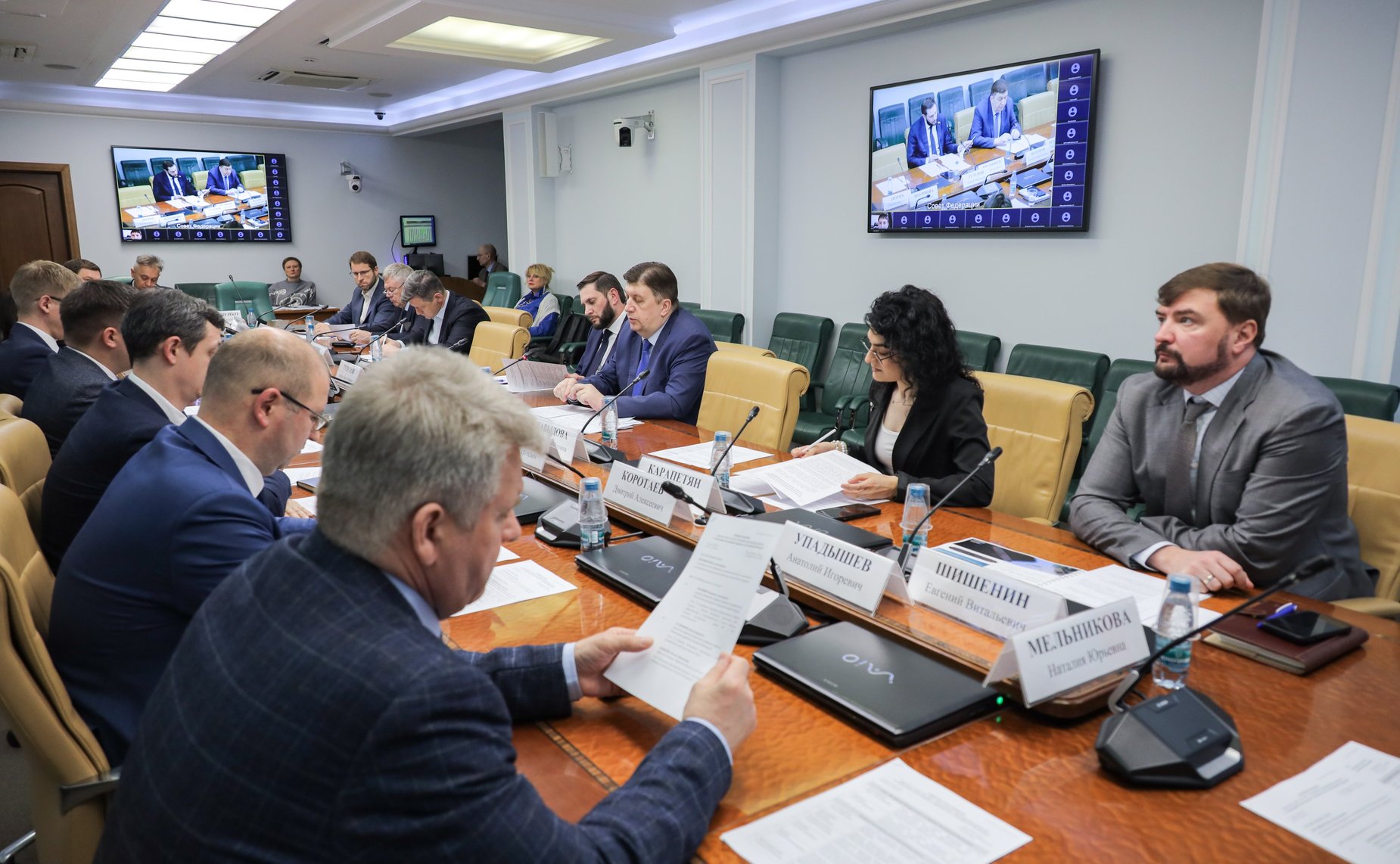 Круглый стол Комитета СФ по экономической политике на тему «Автономные транспортные средства: от испытаний к интеграции в правовое поле РФ»