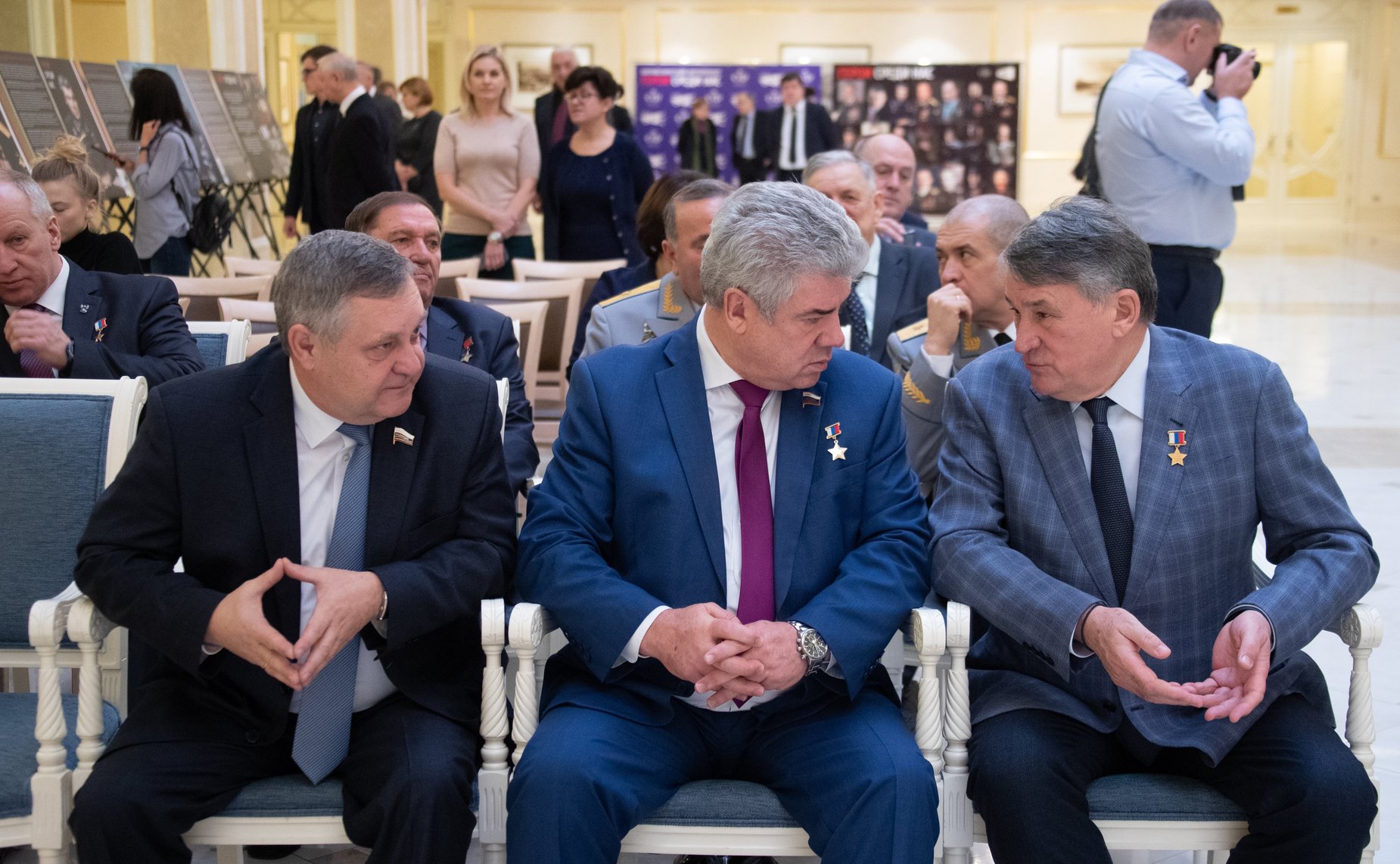 Открытие фотовыставки «Герои среди нас»