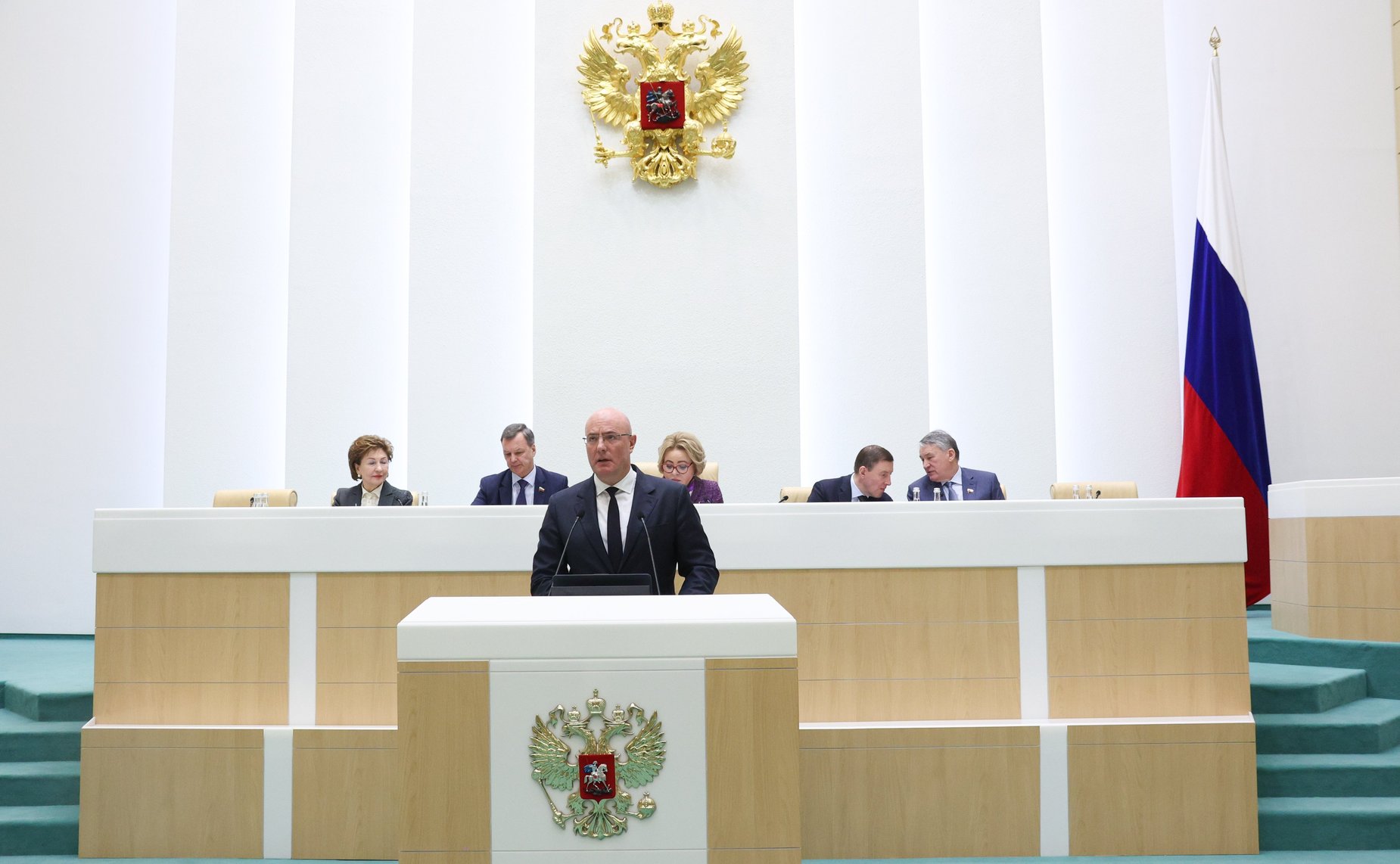 Дмитрий Чернышенко