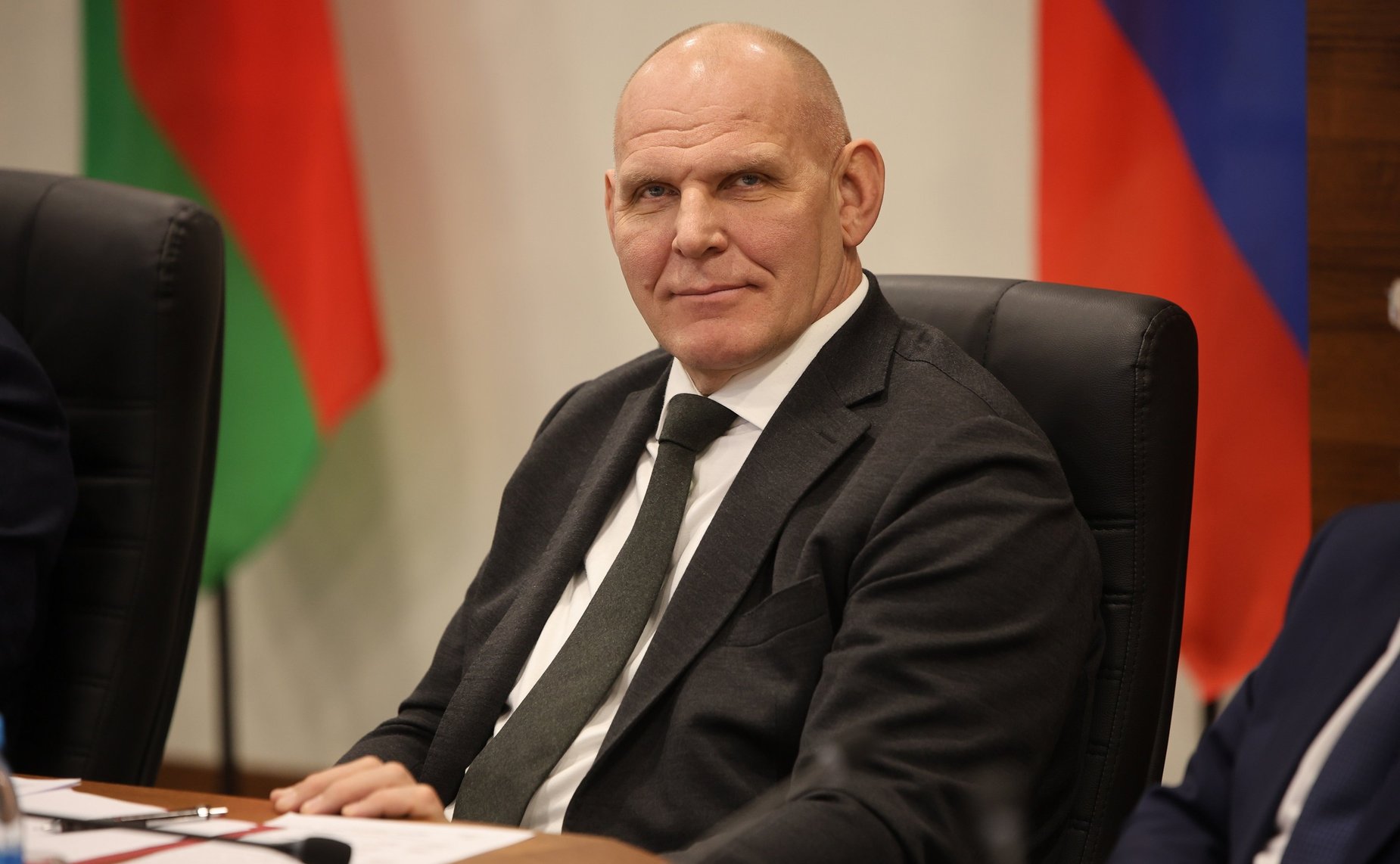 Александр Карелин