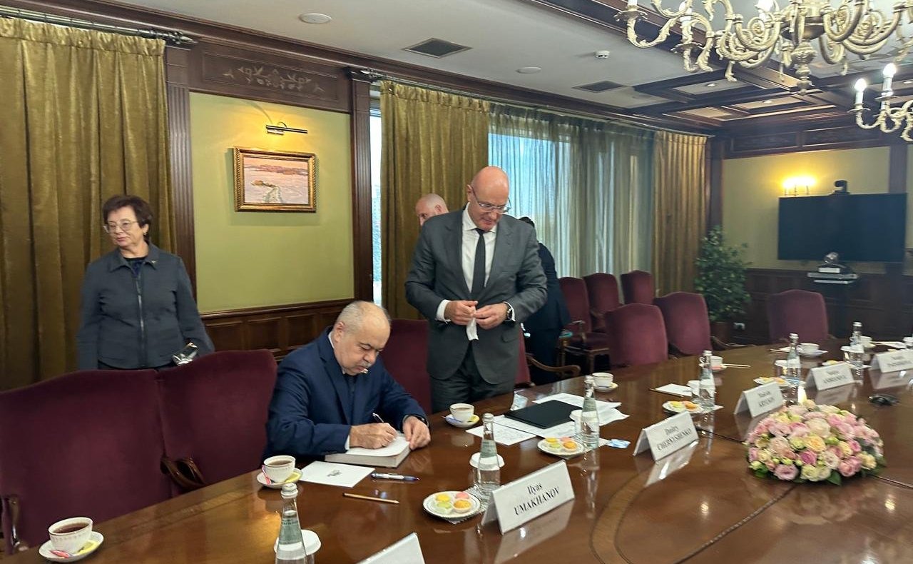 Ильяс Умаханов принял участие во встрече заместителя Председателя Правительства РФ Дмитрия Чернышенко с Министром по делам хаджа и умры Королевства Саудовская Аравия Тауфиком бен Фаузаном ар-Рабиа