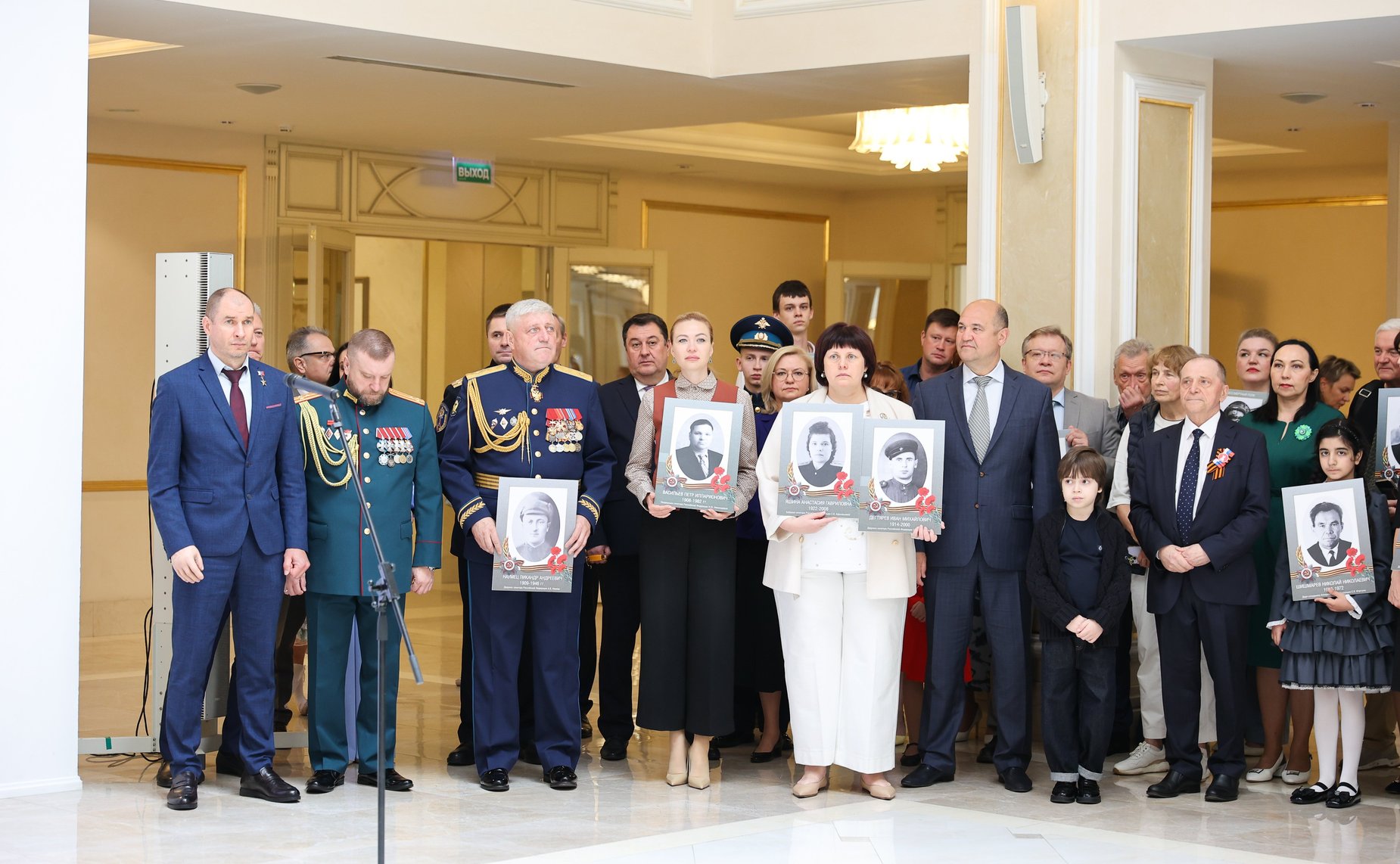В Совете Федерации в преддверии Дня памяти и скорби состоялось торжественное открытие выставки «Память поколений»