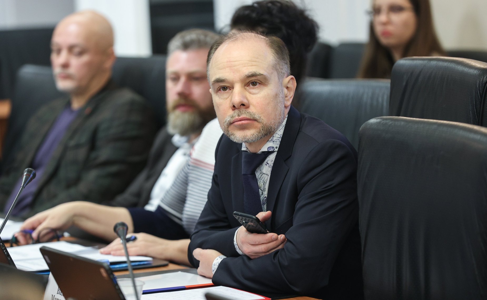 Круглый стол Комитета СФ по бюджету и финансовым рынкам «О влиянии специальных налоговых режимов на развитие предпринимательства в производственной сфере»