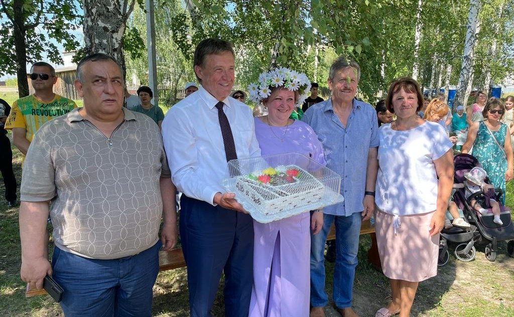 Сергей Рябухин принял участие в торжественных мероприятиях, посвященных 125-летию поселка Вешкайма