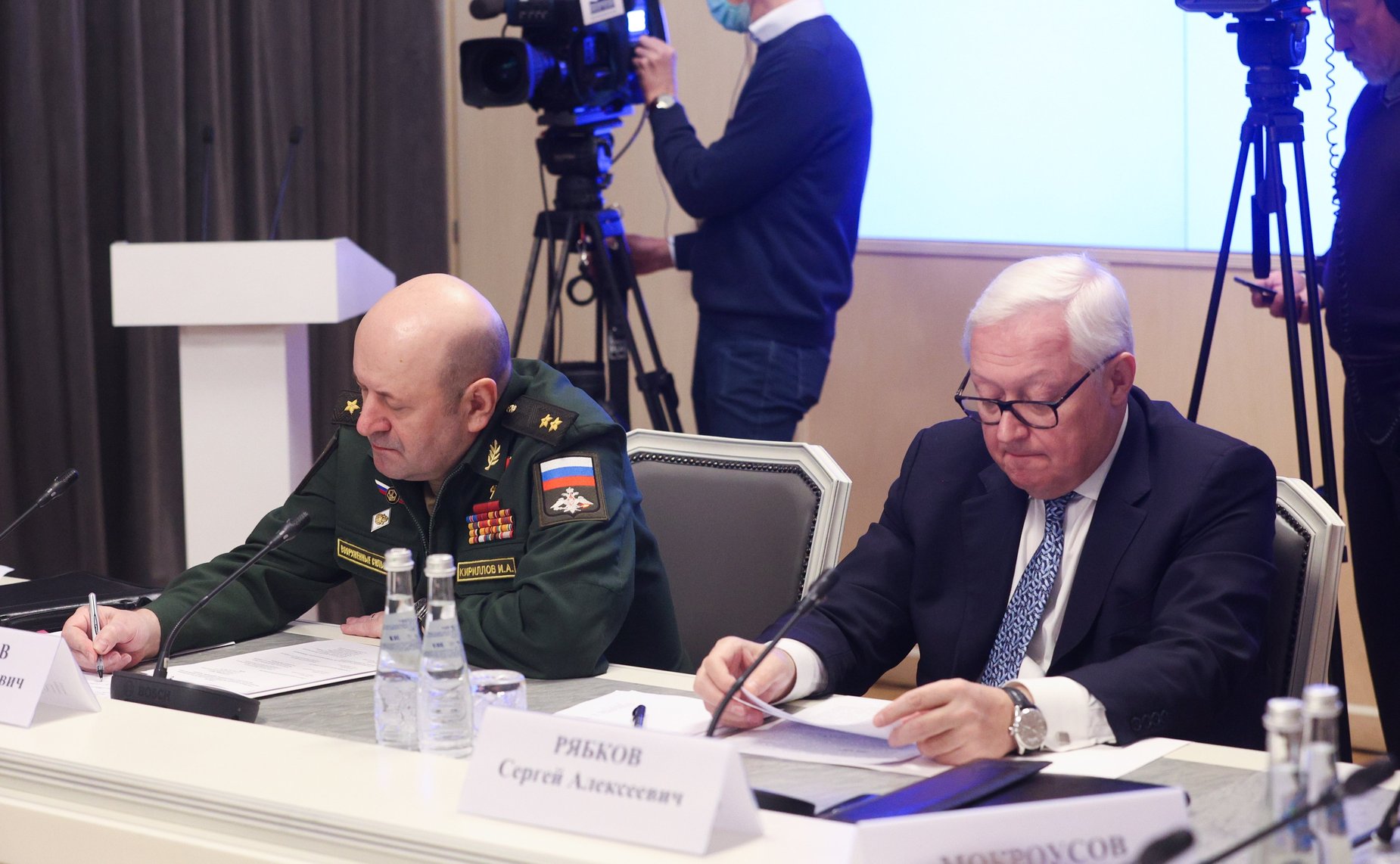 Заседание парламентской комиссии по расследованию обстоятельств, связанных с созданием американскими специалистами биологических лабораторий на территории Украины