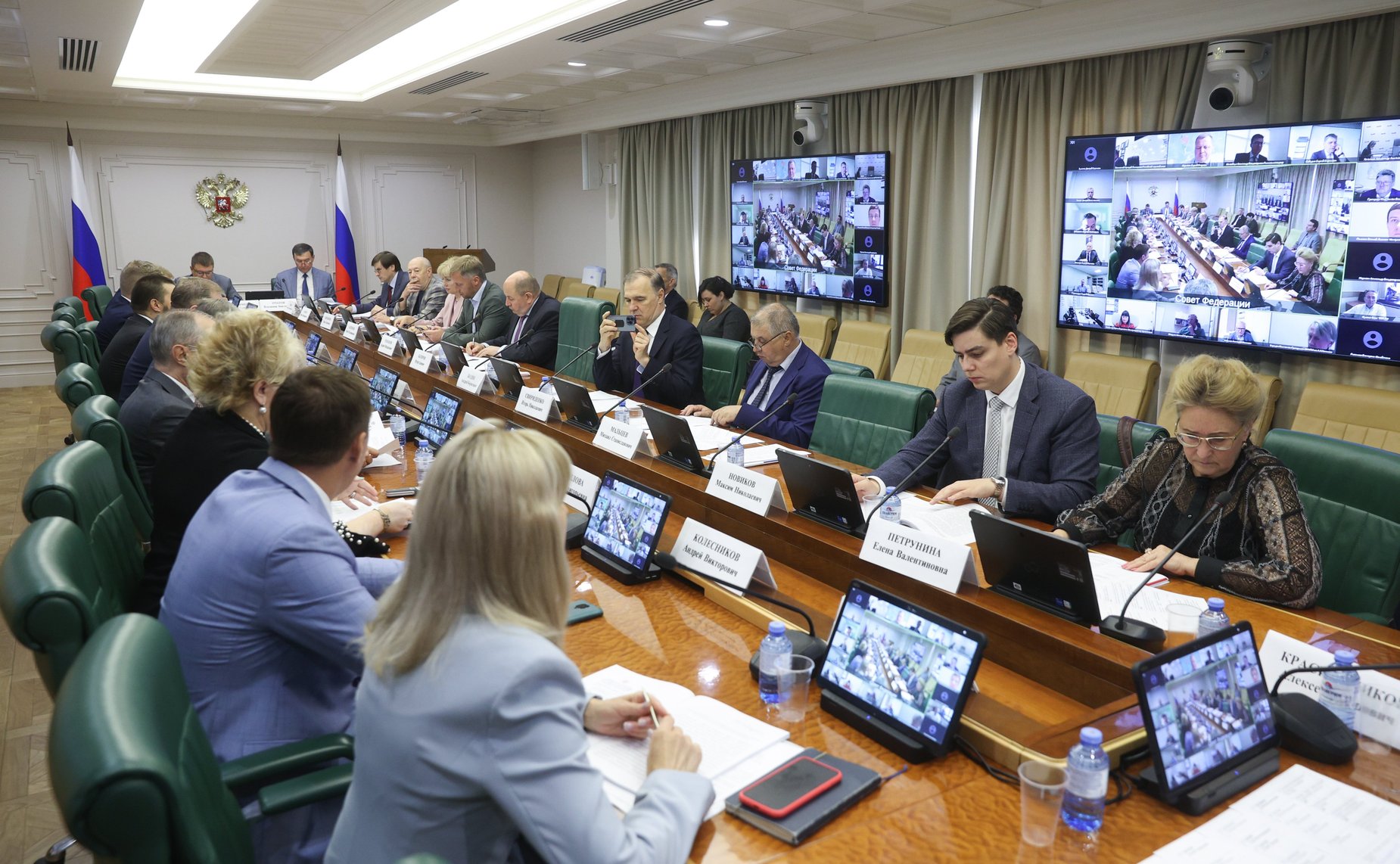 Круглый стол Комитета СФ по аграрно-продовольственной политике и природопользованию на тему «Развитие новых логистических коридоров для экспорта продукции агропромышленного комплекса»