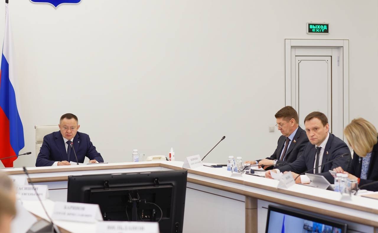 Андрей Шевченко принял участие в селекторном совещании и заседании штаба Правительственной комиссии по региональному развитию в Минстрое России