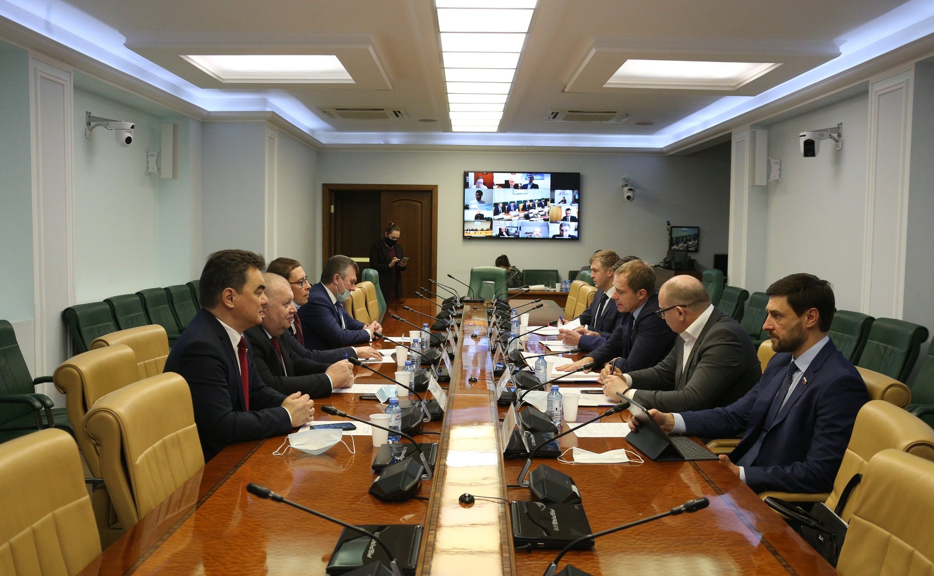 Совещание Комитета СФ по экономической политике