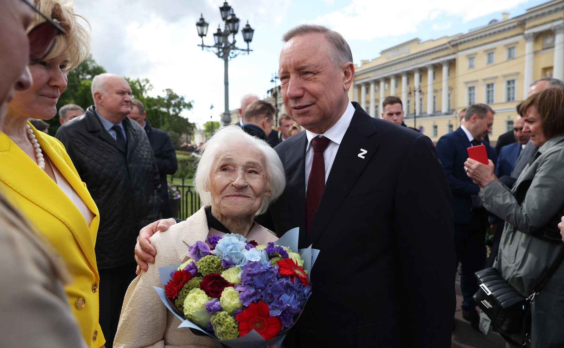 Валентина Матвиенко приняла участие в торжественных мероприятиях в честь 320-летия Санкт-Петербурга