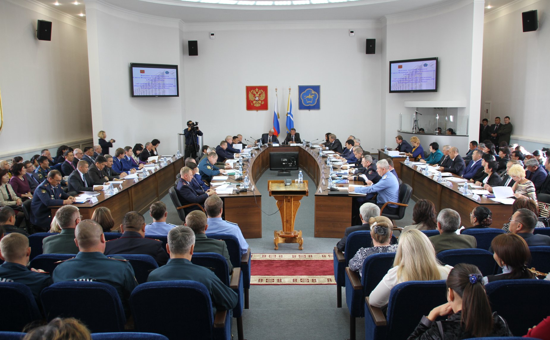 Выездное заседание Комитета СФ по обороне и безопасности в Кызыле (Республика Тыва)