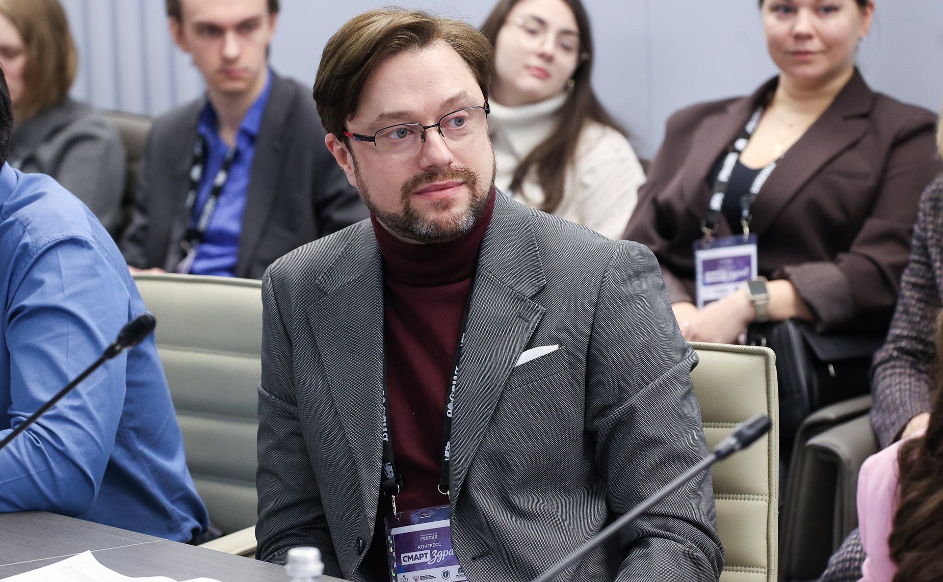 Практическая дискуссия «Как язык кино влияет на наше сознание» в рамках пленарной сессии Конгресса «СМАРТздрав»