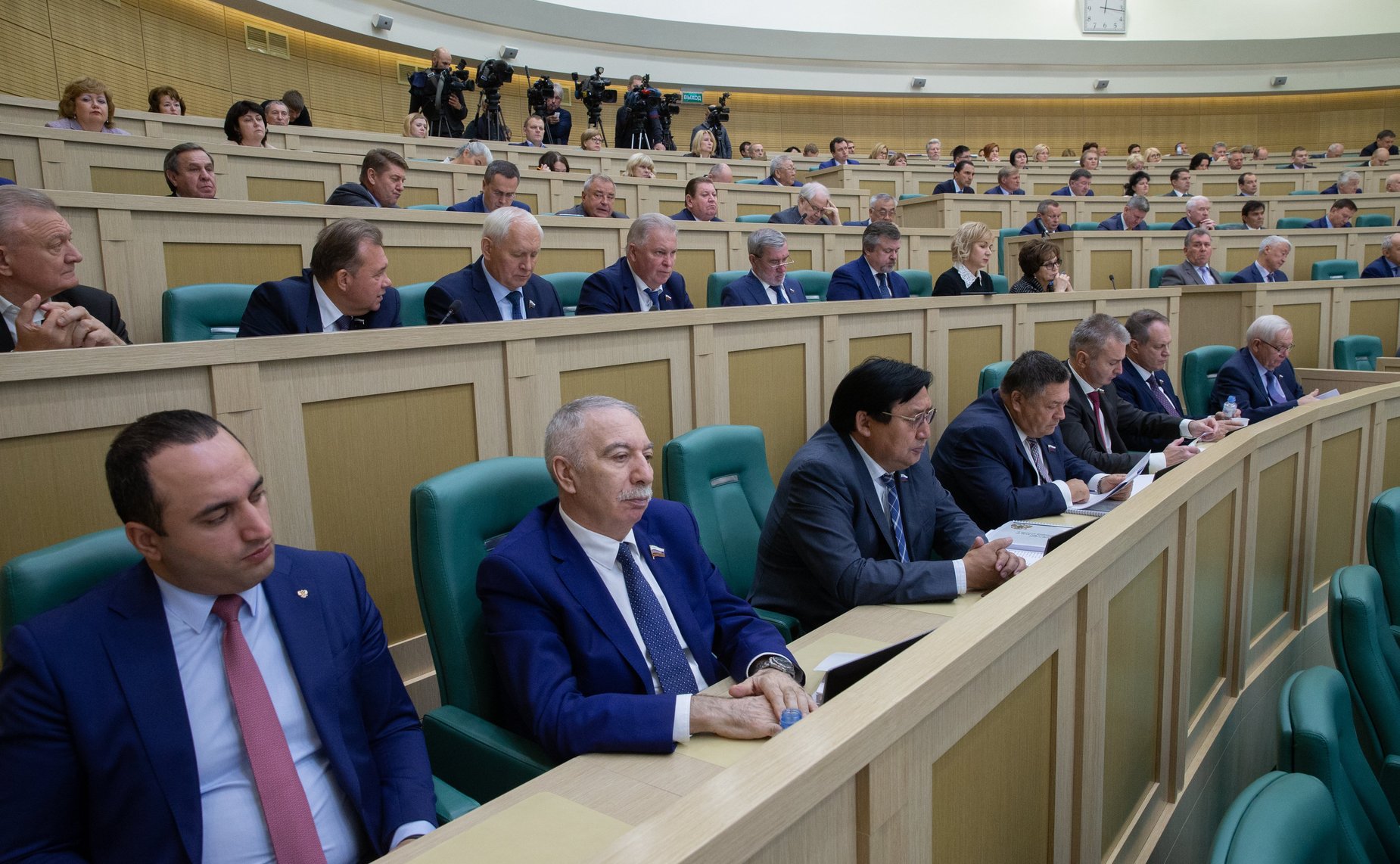 Парламентские слушания по обсуждению проекта бюджета на 2019 г. и на плановый период 2020 и 2021 гг