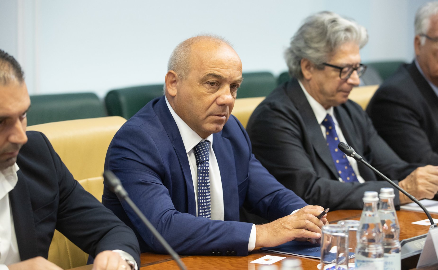 Встреча Юрия Волкова с министром туризма и торговли, представителем президента Сардинии (Итальянская Республика) Джанни Кессой