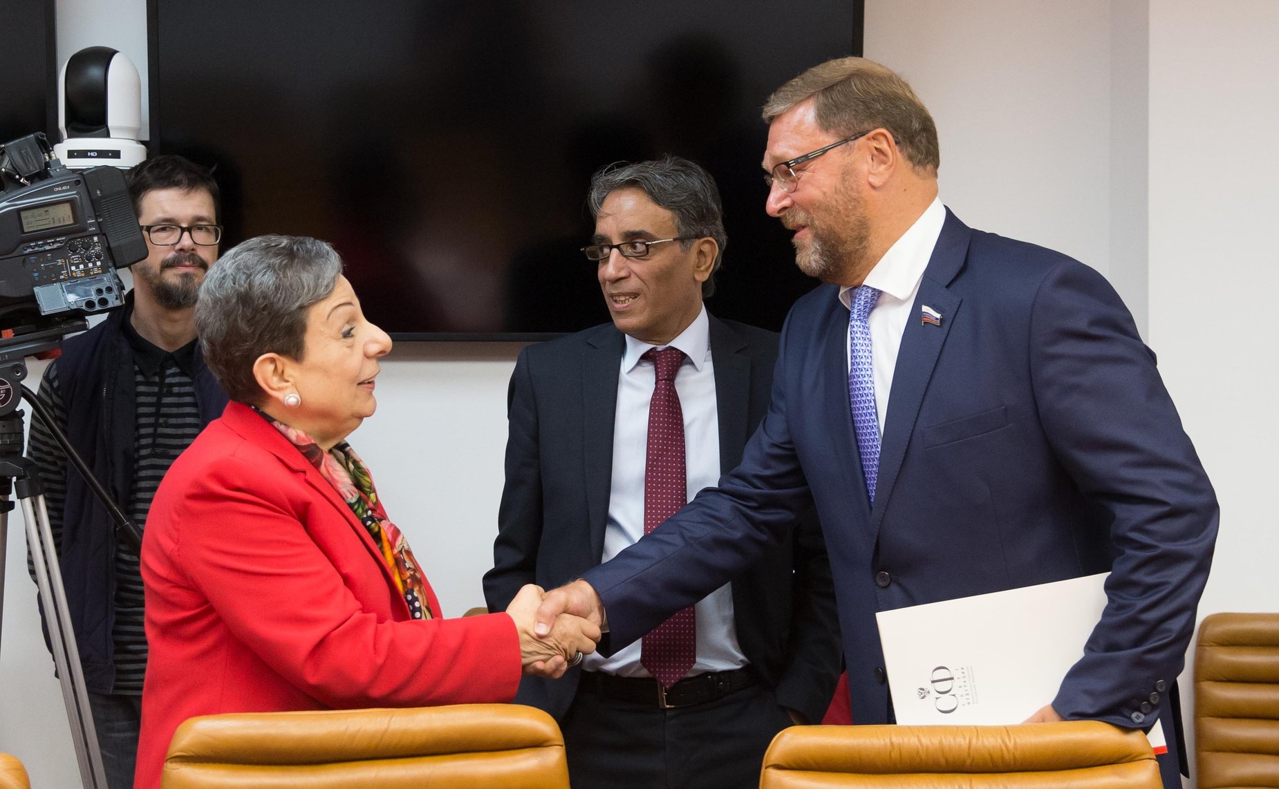 Встреча Константина Косачева с членом Исполкома Организации освобождения Палестины Хананом Ашрауи