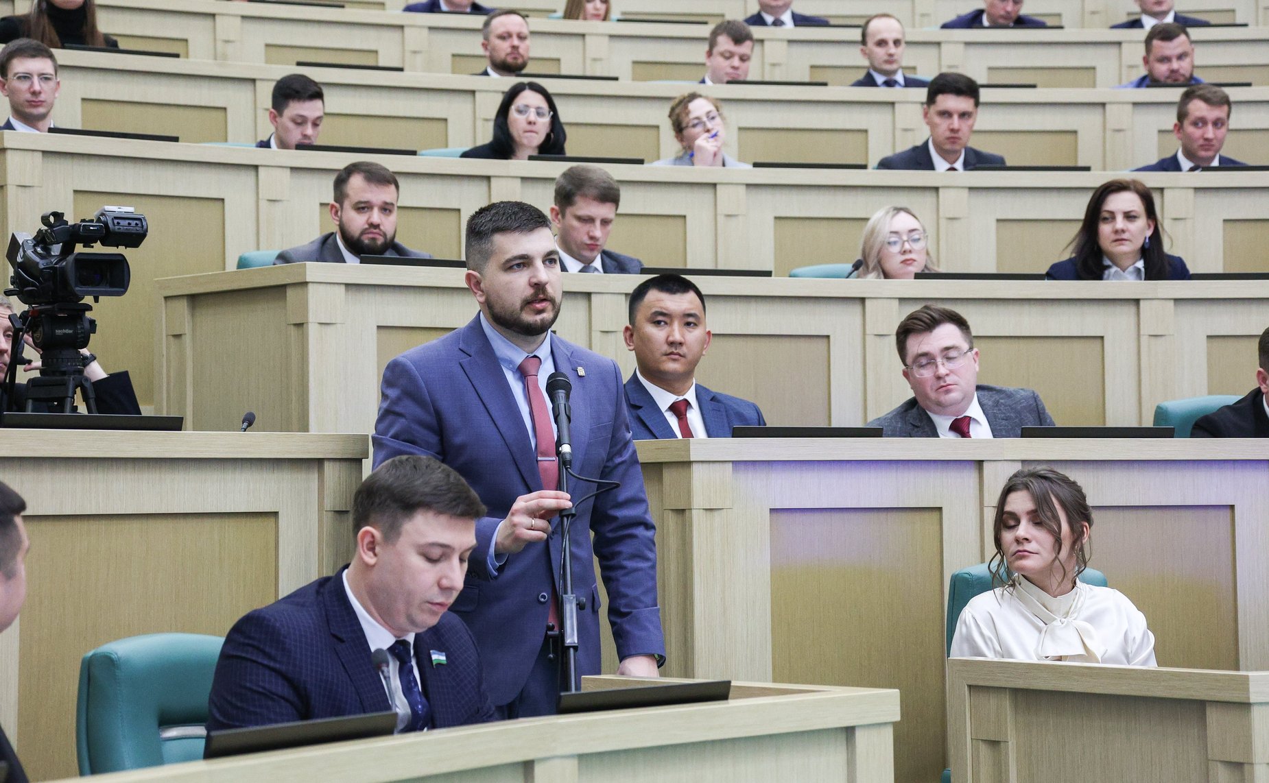 Заседание Палаты молодых законодателей