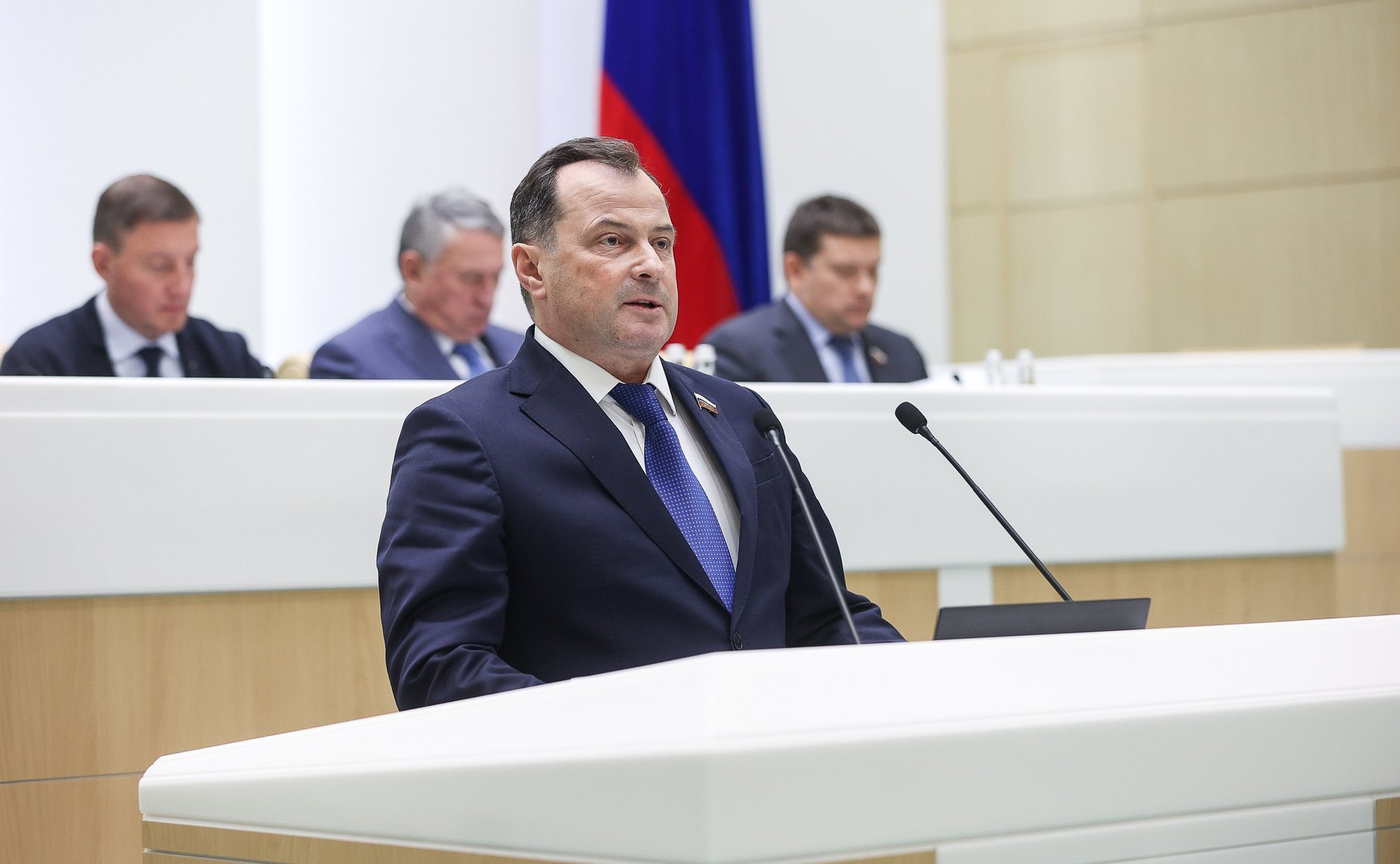 Юрий Федоров