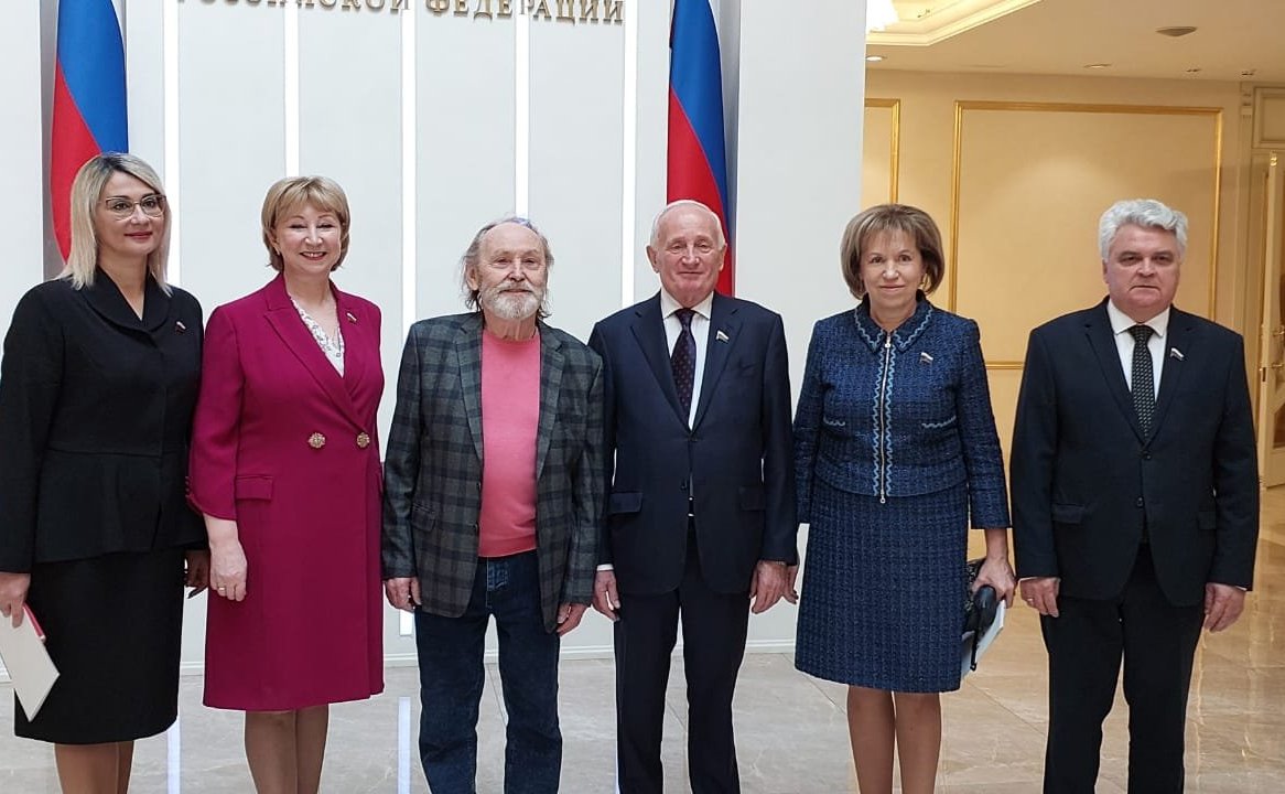 Виктор Кресс представил персональную выставку известного томского скульптора Леонтия Усова