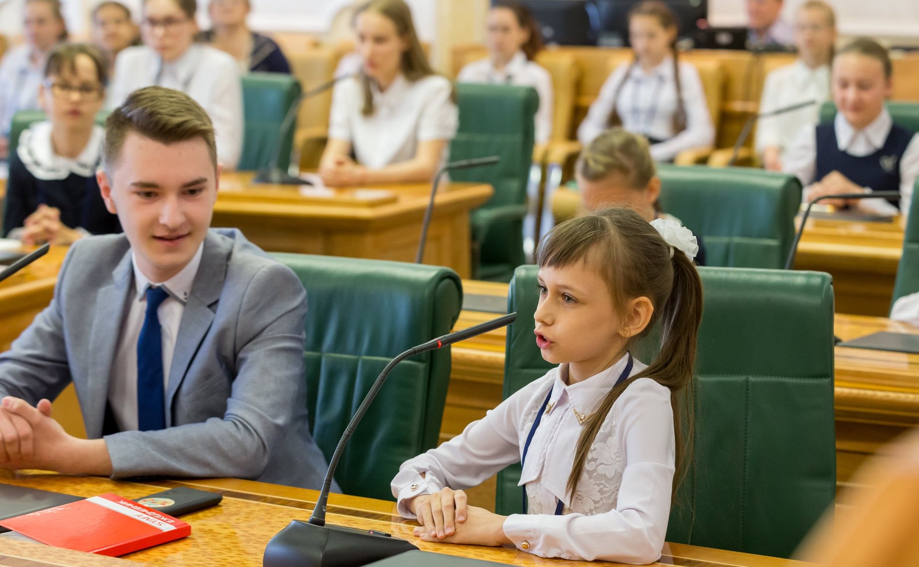 Торжественная церемония награждения победителей конкурсов для одаренных детей