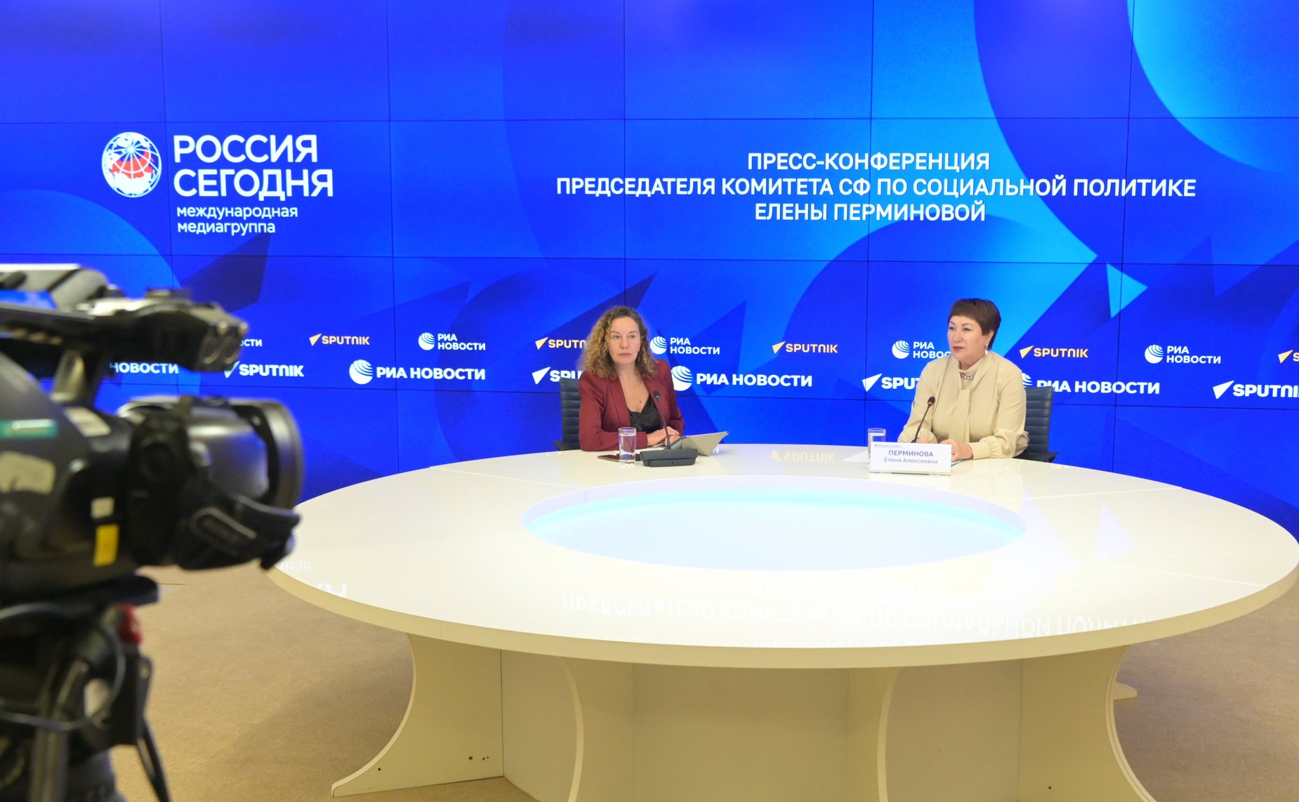 Пресс-конференция председателя Комитета Совета Федерации по социальной политике по итогам работы Комитета в осеннюю сессию