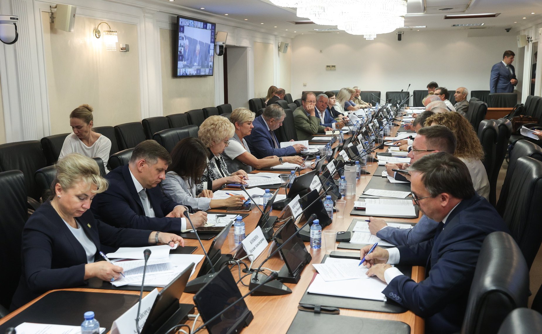 Круглый стол Комитета Совета Федерации по аграрно-продовольственной политике и природопользованию