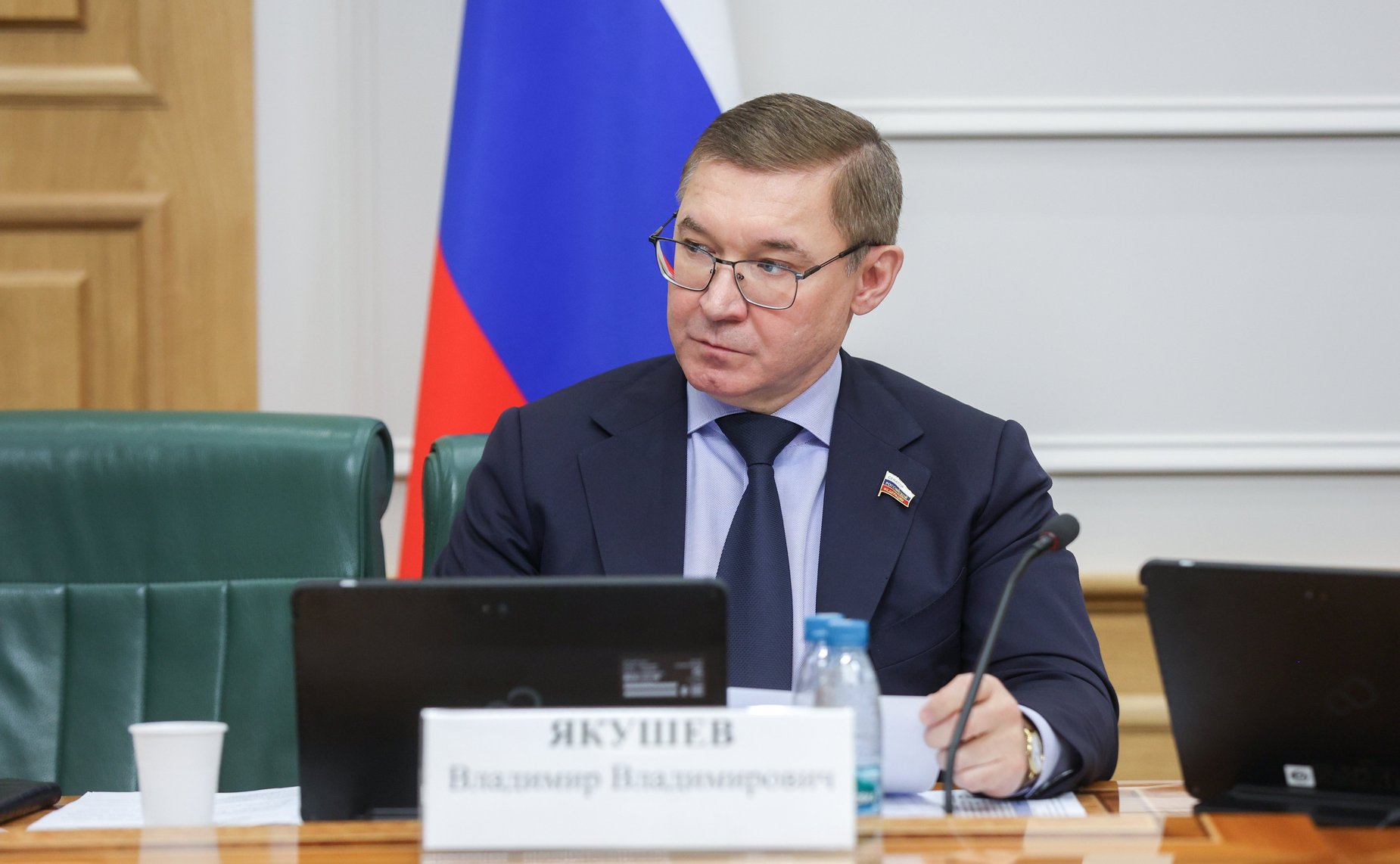 Владимир Якушев