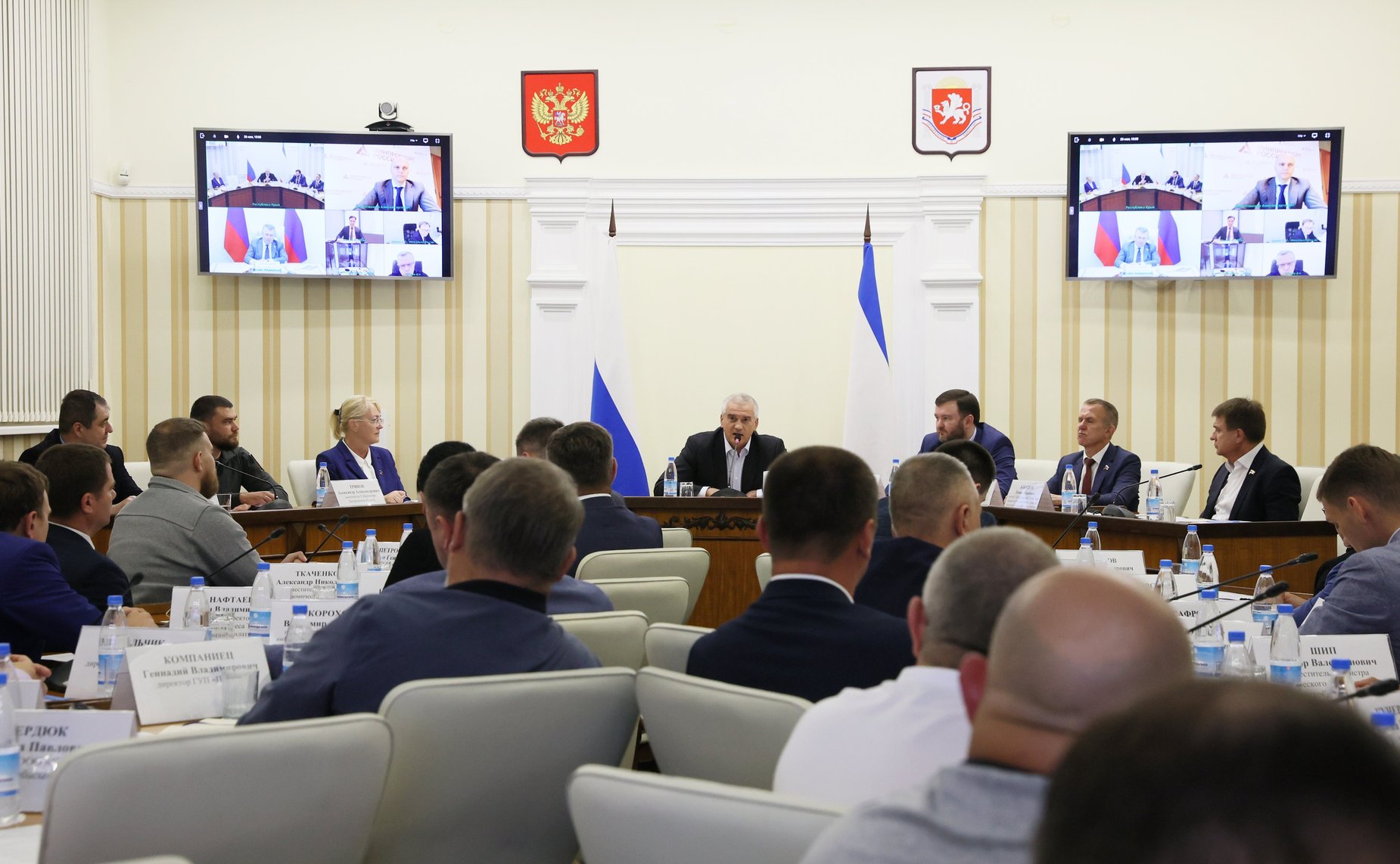 Сенаторы провели совещания по интеграции Запорожской и Херсонской областей в экономическую систему России и поддержке МСП