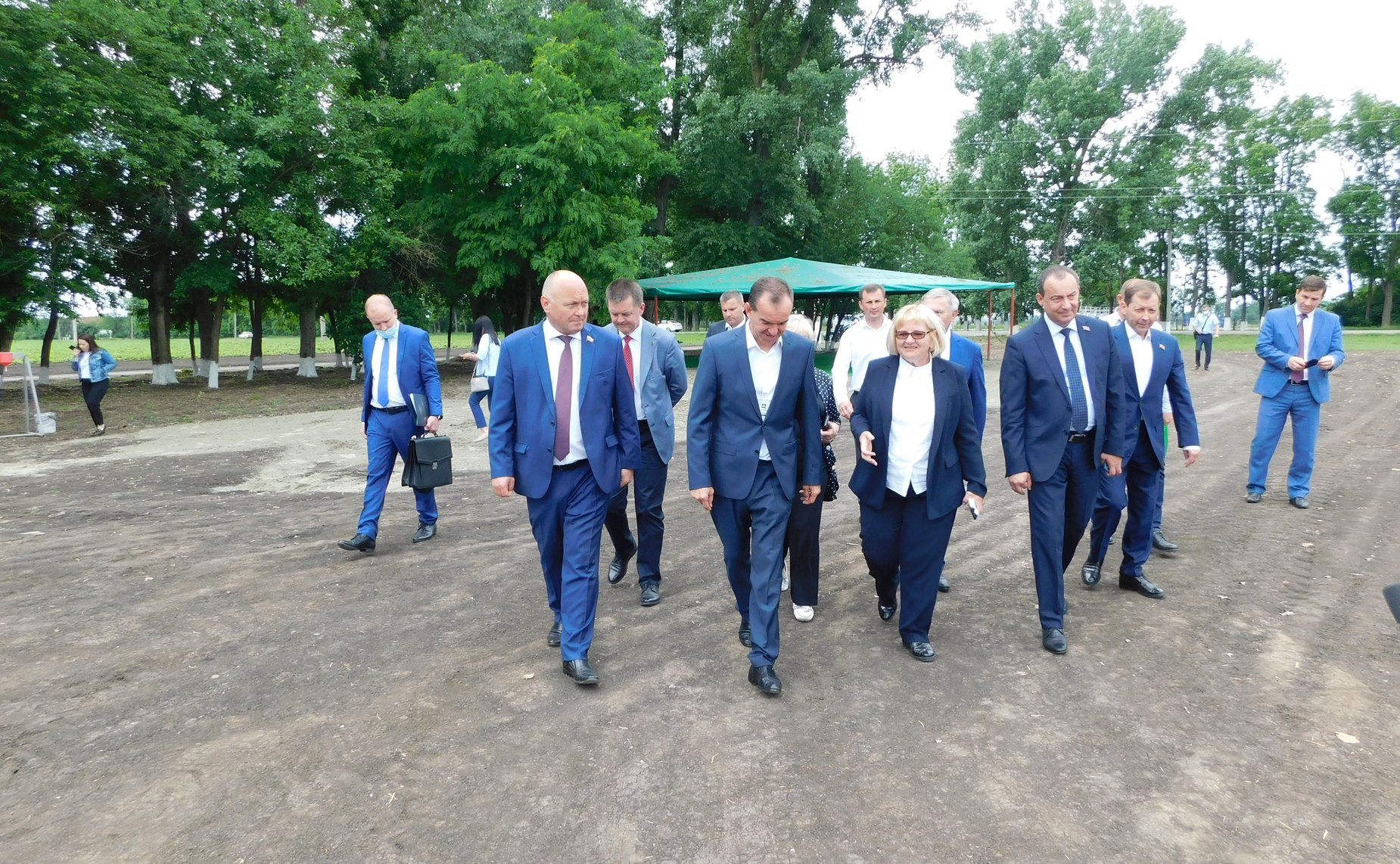 Алексей Кондратенко принял участие в региональном совещании, посвященном готовности к уборочной кампании