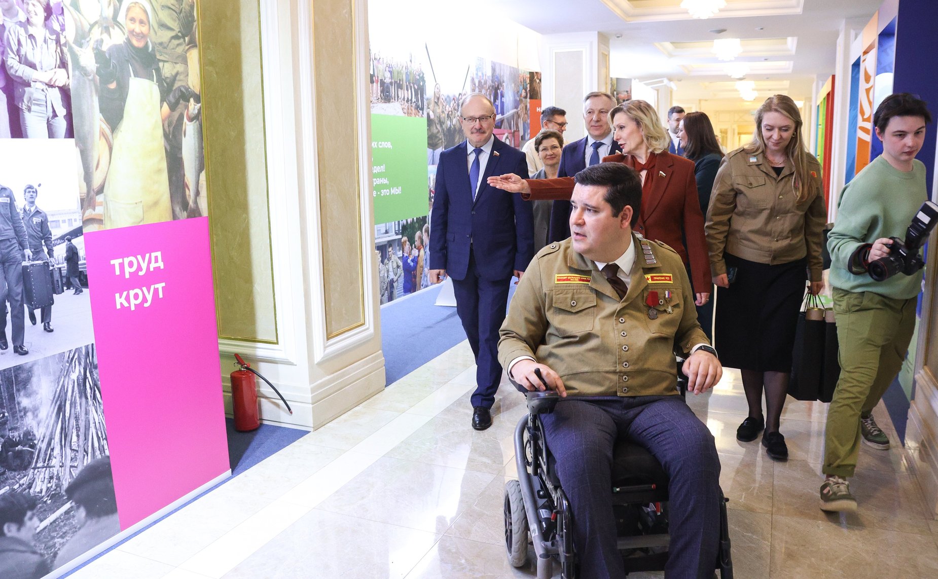 Открытие в Совете Федерации выставки «Российские Студенческие Отряды: главное трудовое движение страны», посвященной 65-летию движения