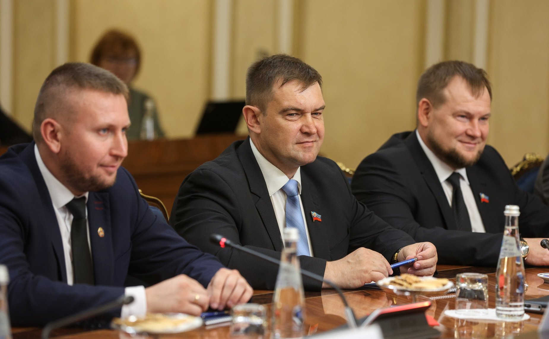 Встреча заместителя Председателя СФ Константина Косачева с Председателем Народного Совета Луганской Народной Республики