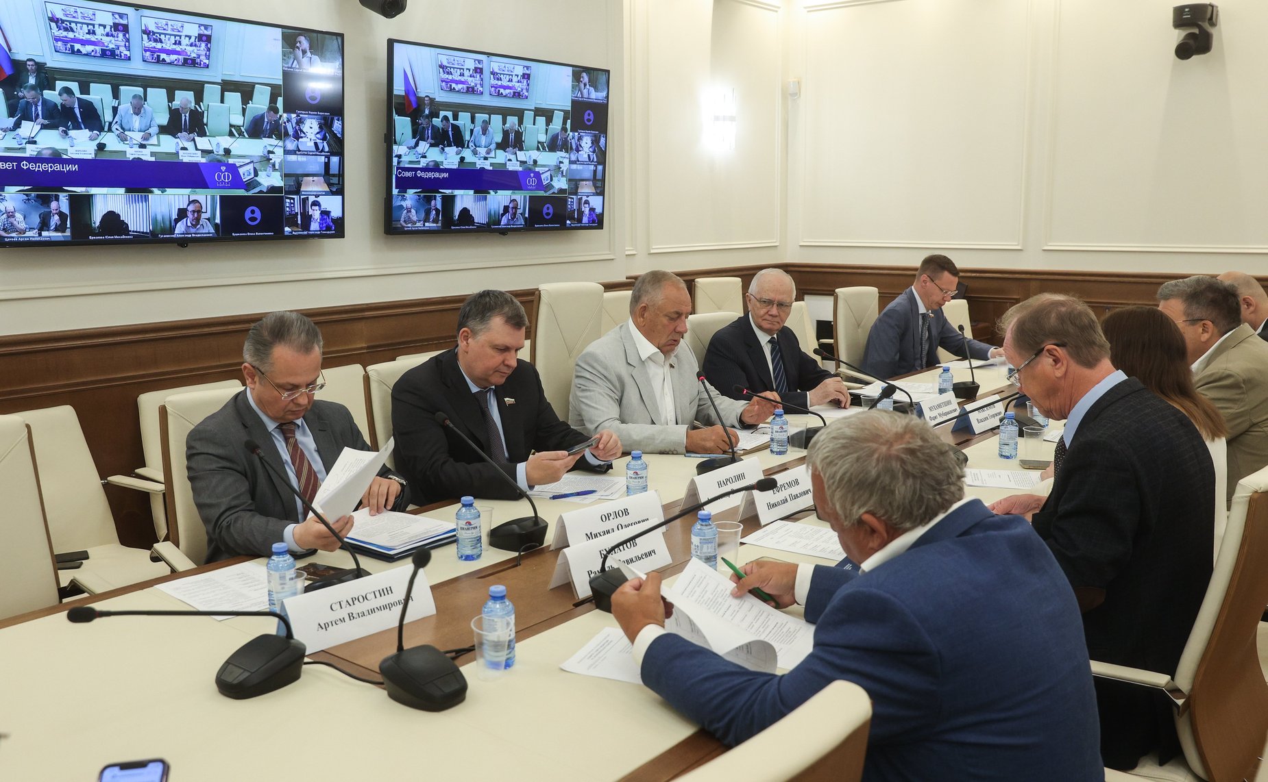 Заседание рабочей группы по вопросам размещения нестационарных торговых объектов для реализации фермерской продукции