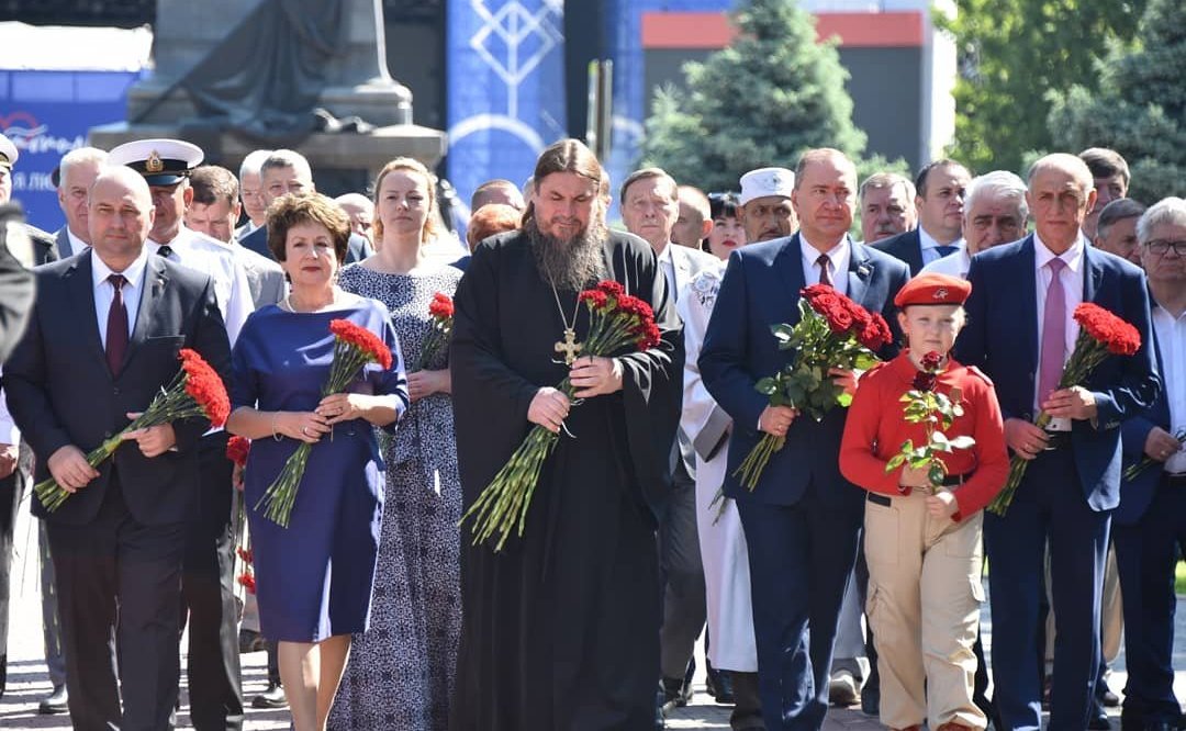 Екатерина Алтабаева приняла участие в мероприятиях, приуроченных ко Дню России и Дню города Севастополя