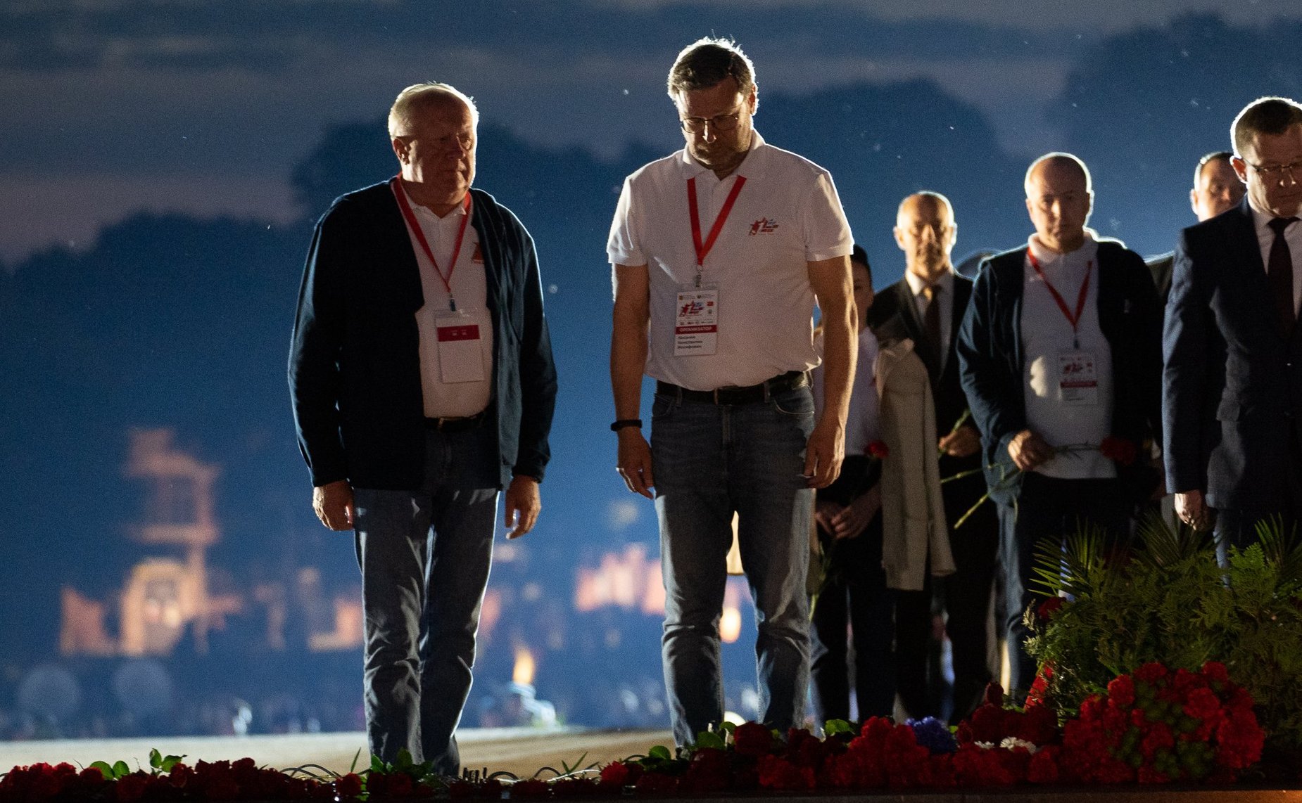 Ночной митинг-реквием «Памяти павших будьте достойны»