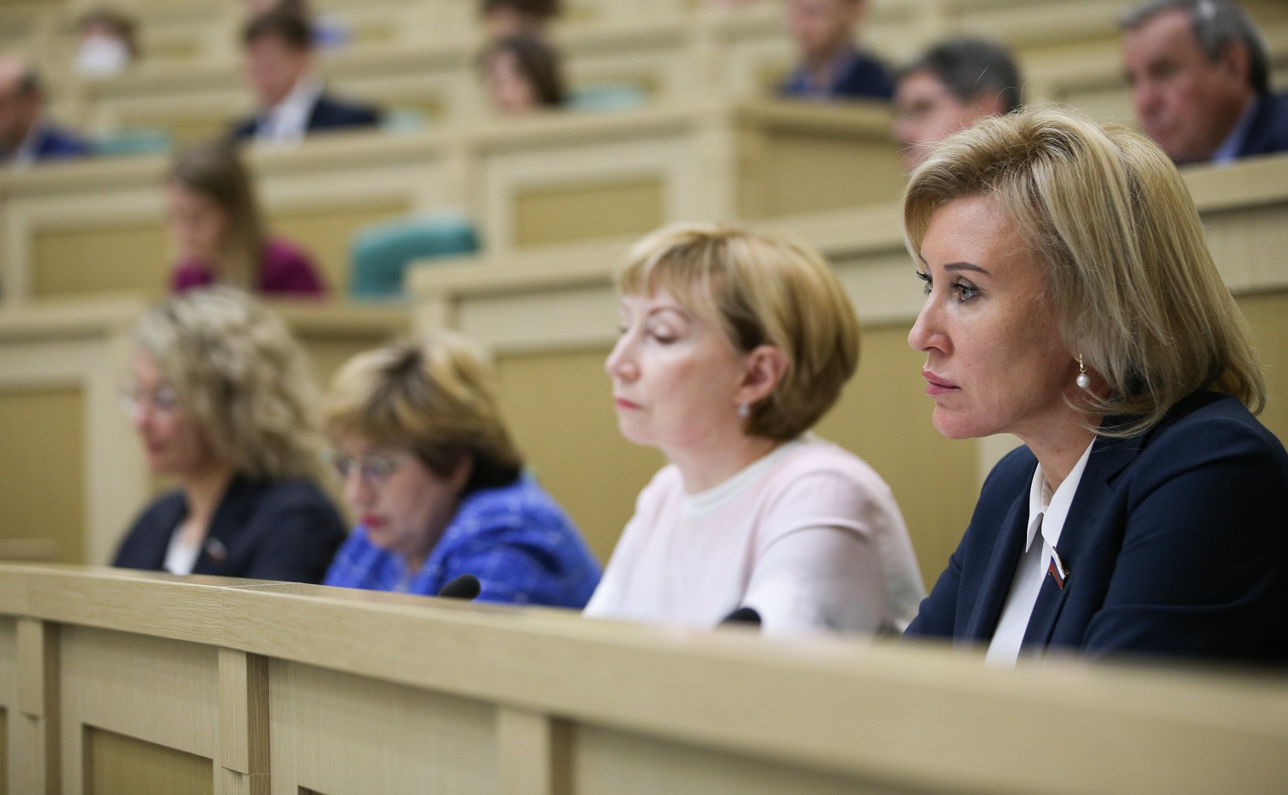 Парламентские слушания на тему «Научный кадровый потенциал страны: состояние, тенденции развития и инструменты роста»