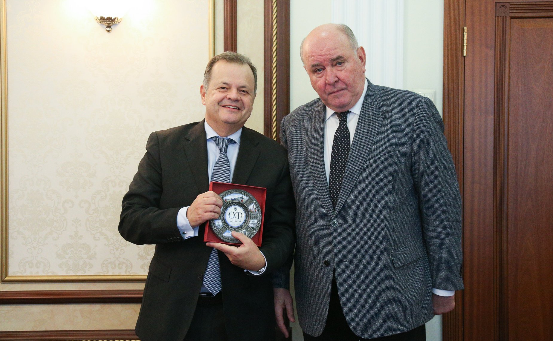 Встреча председателя Комитета СФ по международным делам Григория Карасина с Чрезвычайным и Полномочным послом Федеративной Республики Бразилия в РФ Родриго де Лимой Баэной Соаресом