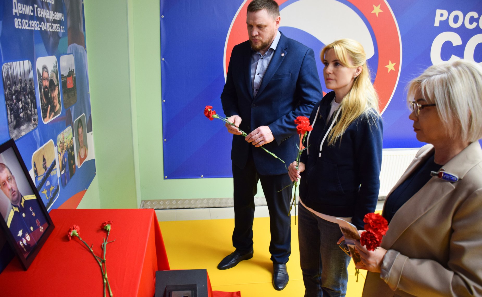 Сенаторы РФ посетили спортивный клуб самообороны