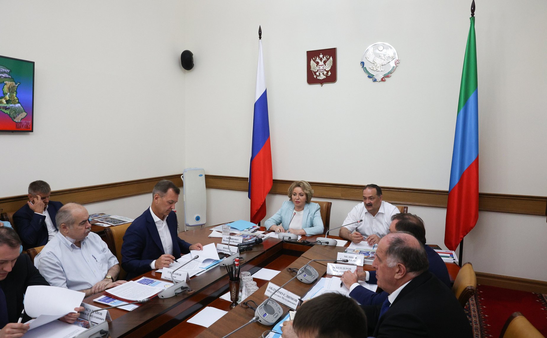 Совещание «О первоочередных задачах социально-экономического развития Республики Дагестан»