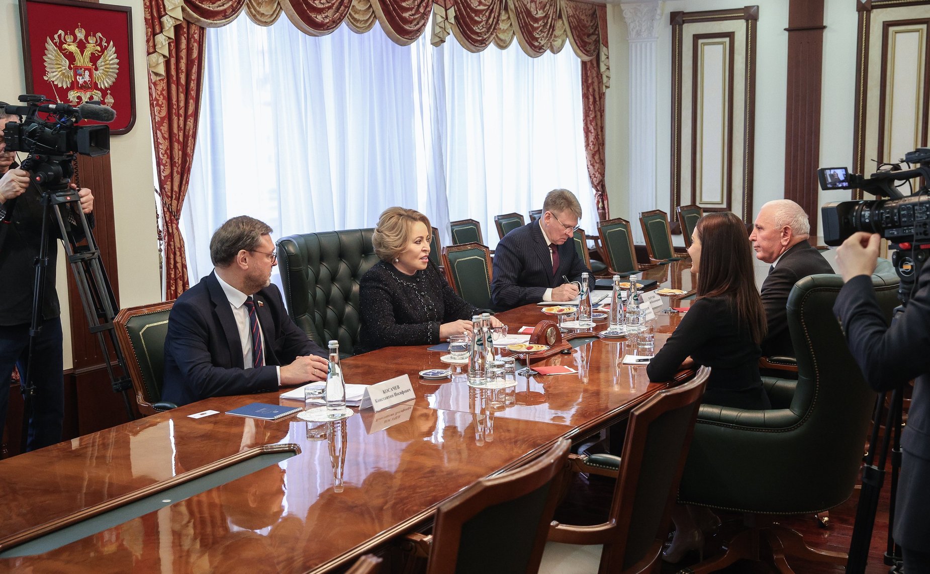Валентина Матвиенко провела встречу с главой (башканом) автономного территориального образования Гагаузия Республики Молдова Евгенией Гуцул и главой Народного собрания Гагаузии Дмитрием Константиновым