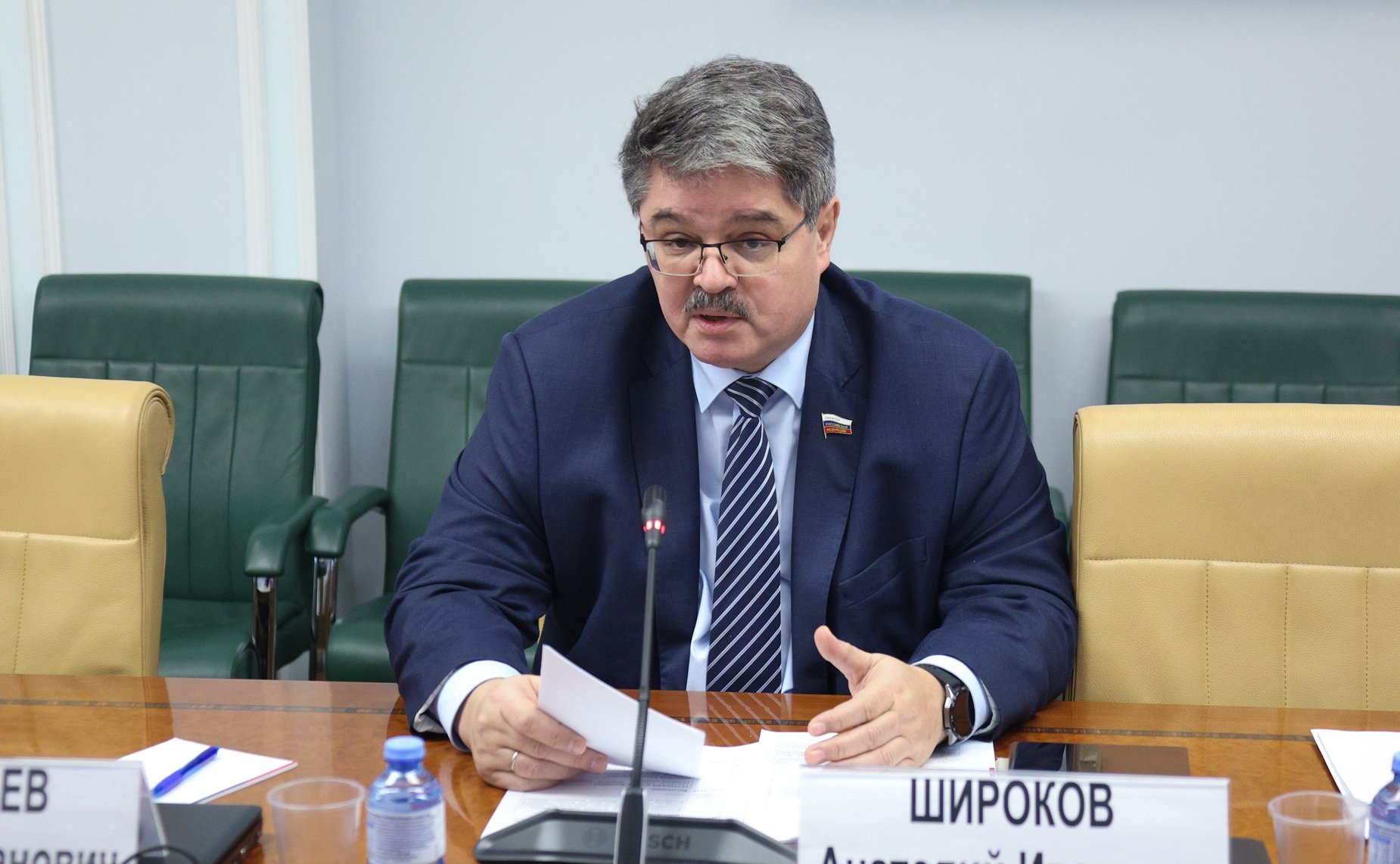 Анатолий Широков