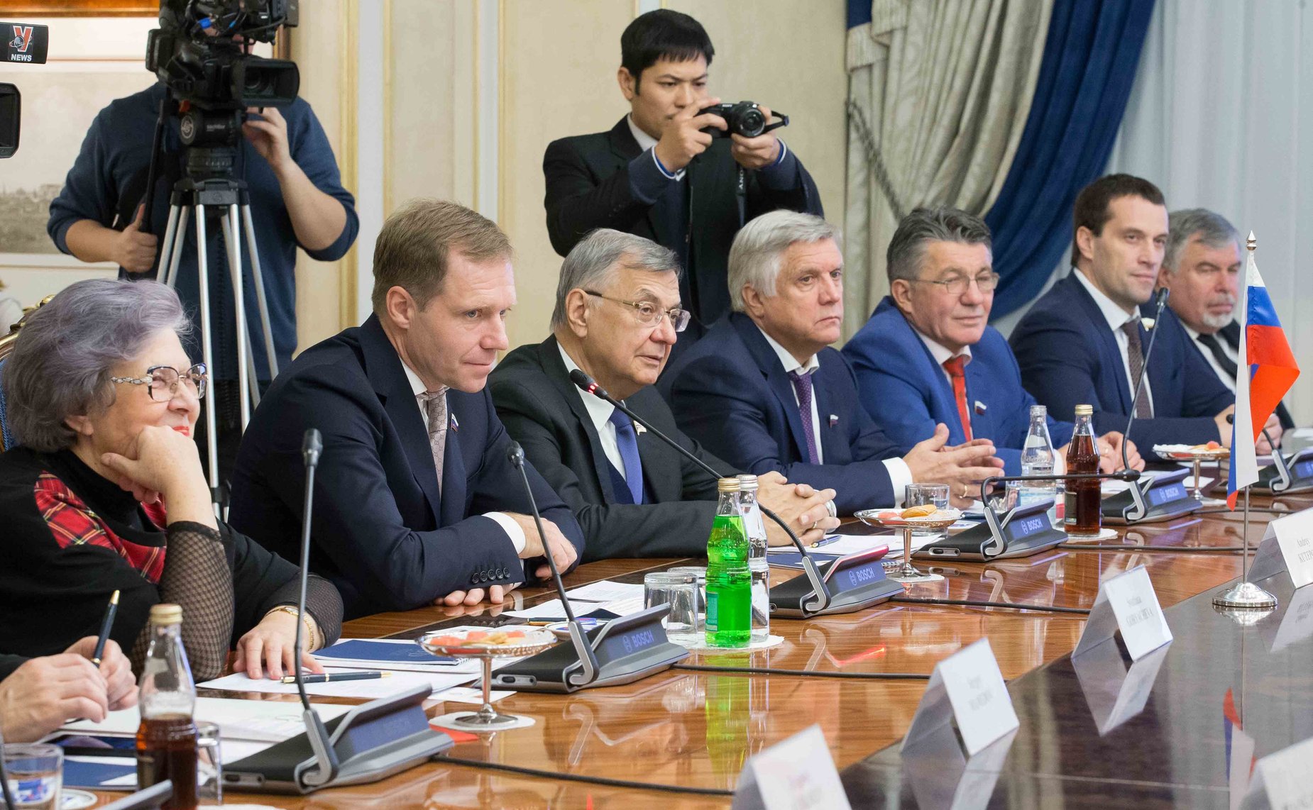 Встреча председателя Комитета СФ по Регламенту и организации парламентской деятельности Андрея Кутепова с членом Политбюро ЦК Коммунистической партии Вьетнама Нгуен Тхань Хай