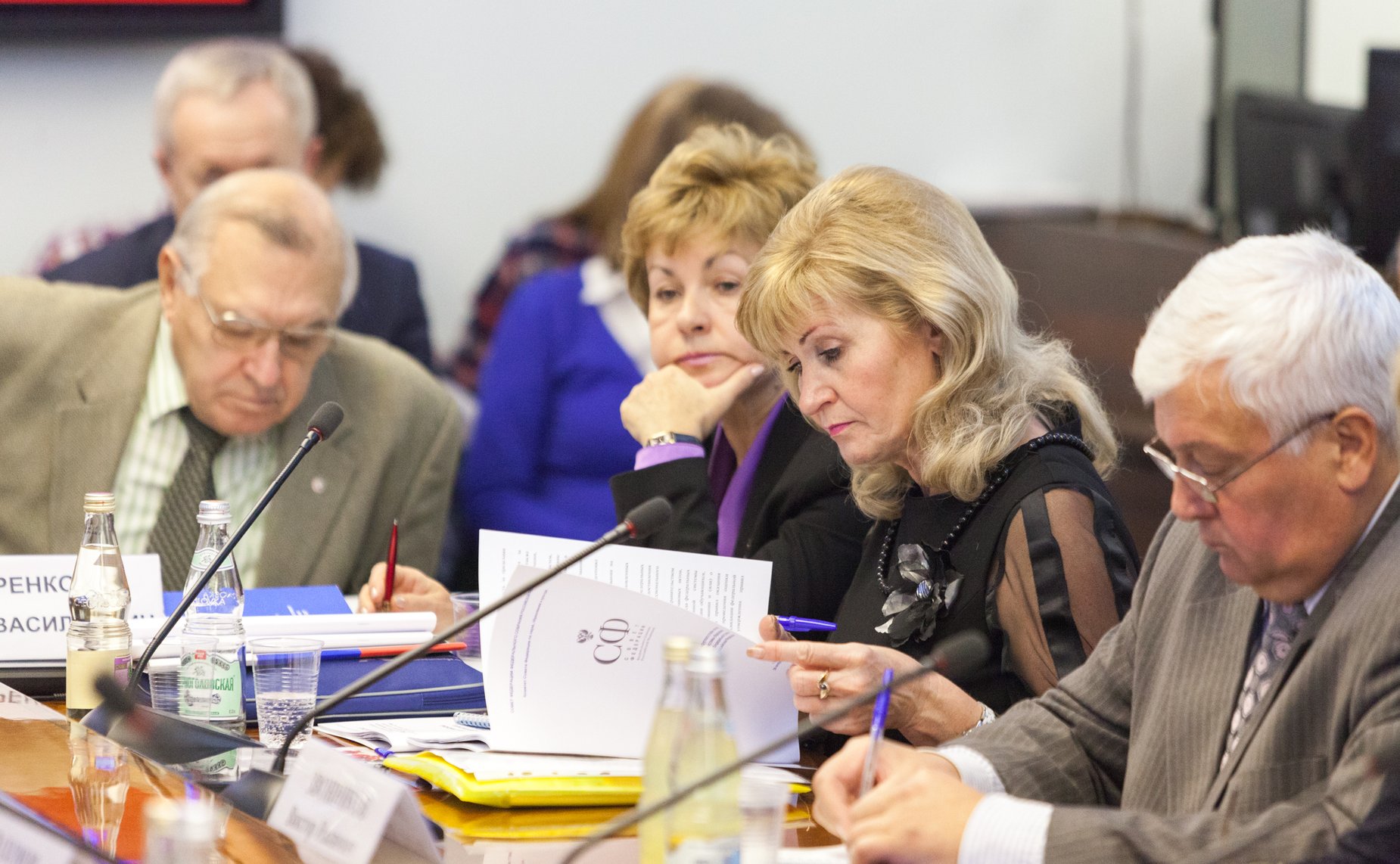 Круглый стол на тему «Развитие российской системы образования в условиях реализации Федерального закона «Об образовании в Российской Федерации»