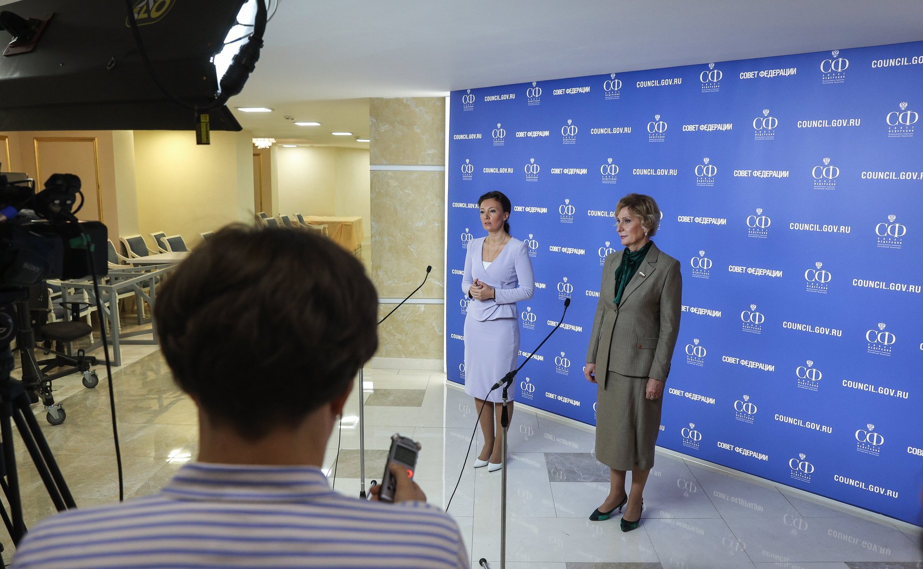 Заседание парламентской комиссии по расследованию преступных действий в отношении несовершеннолетних со стороны киевского режима