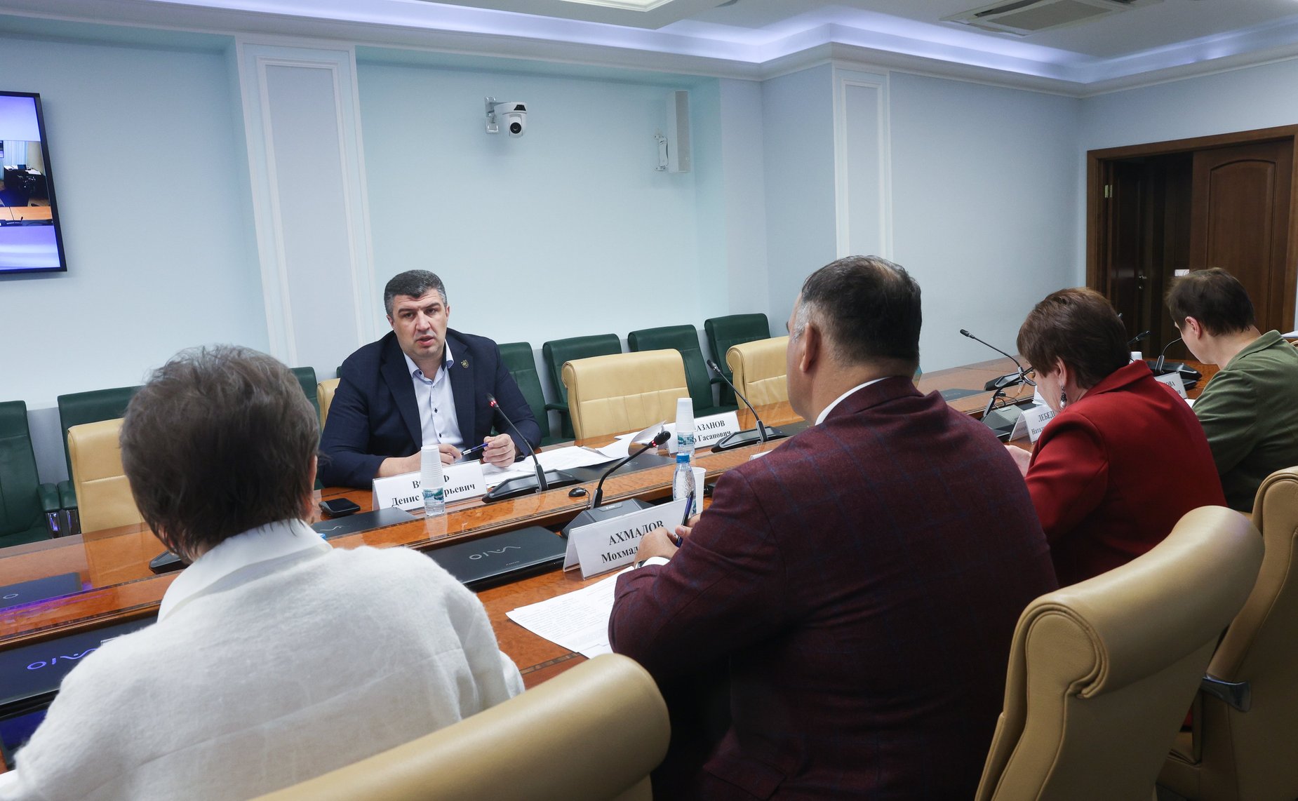 Совещание Комитета Совета Федерации по социальной политике «Проблемы и решения совершенствования законодательного регулирования экологического туризма»