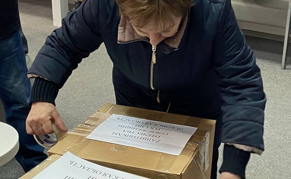 Елена Бибикова приняла участие в проведении в Псковской области Всероссийской акции «Подарок солдату»