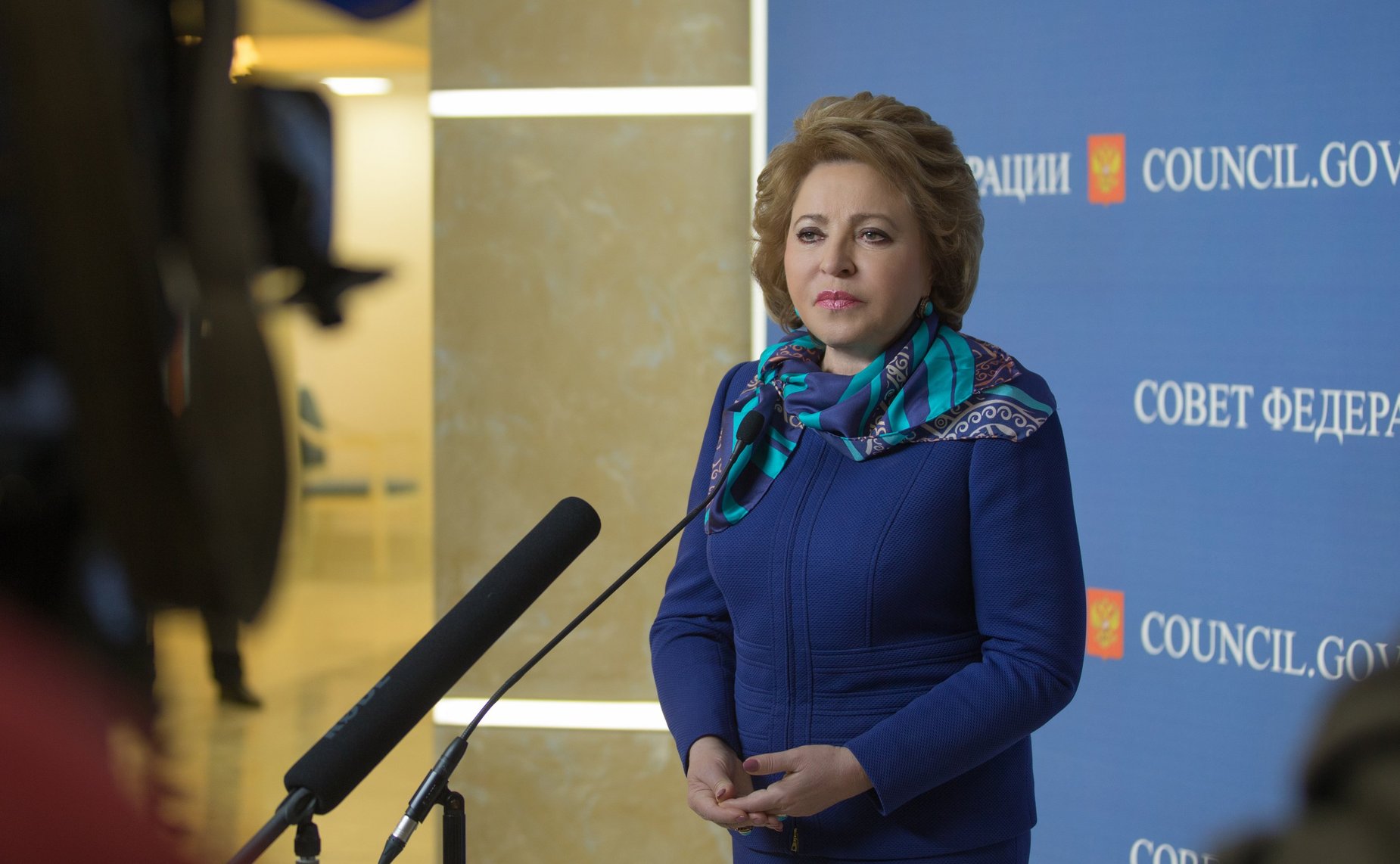 В. Матвиенко