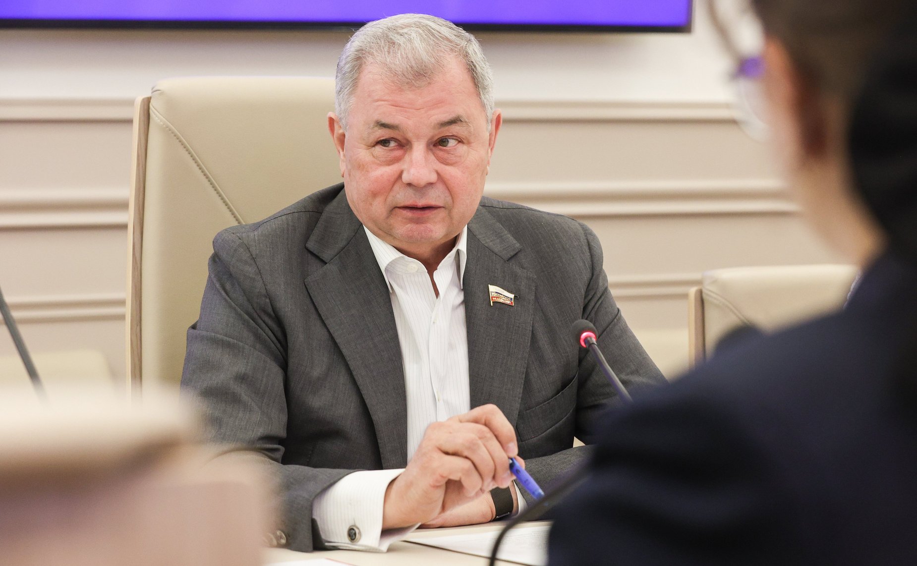 Анатолий Артамонов