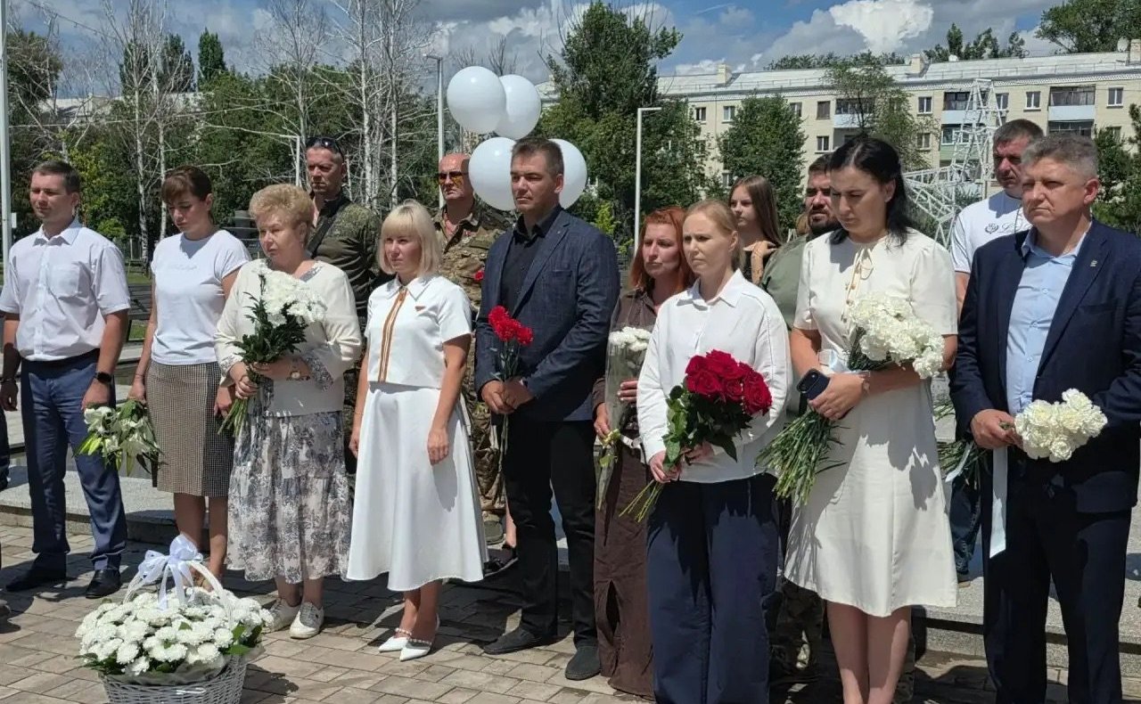 Ольга Бас приняла участие в памятных мероприятиях, посвящённых Дню памяти детей – жертв войны в Донбассе